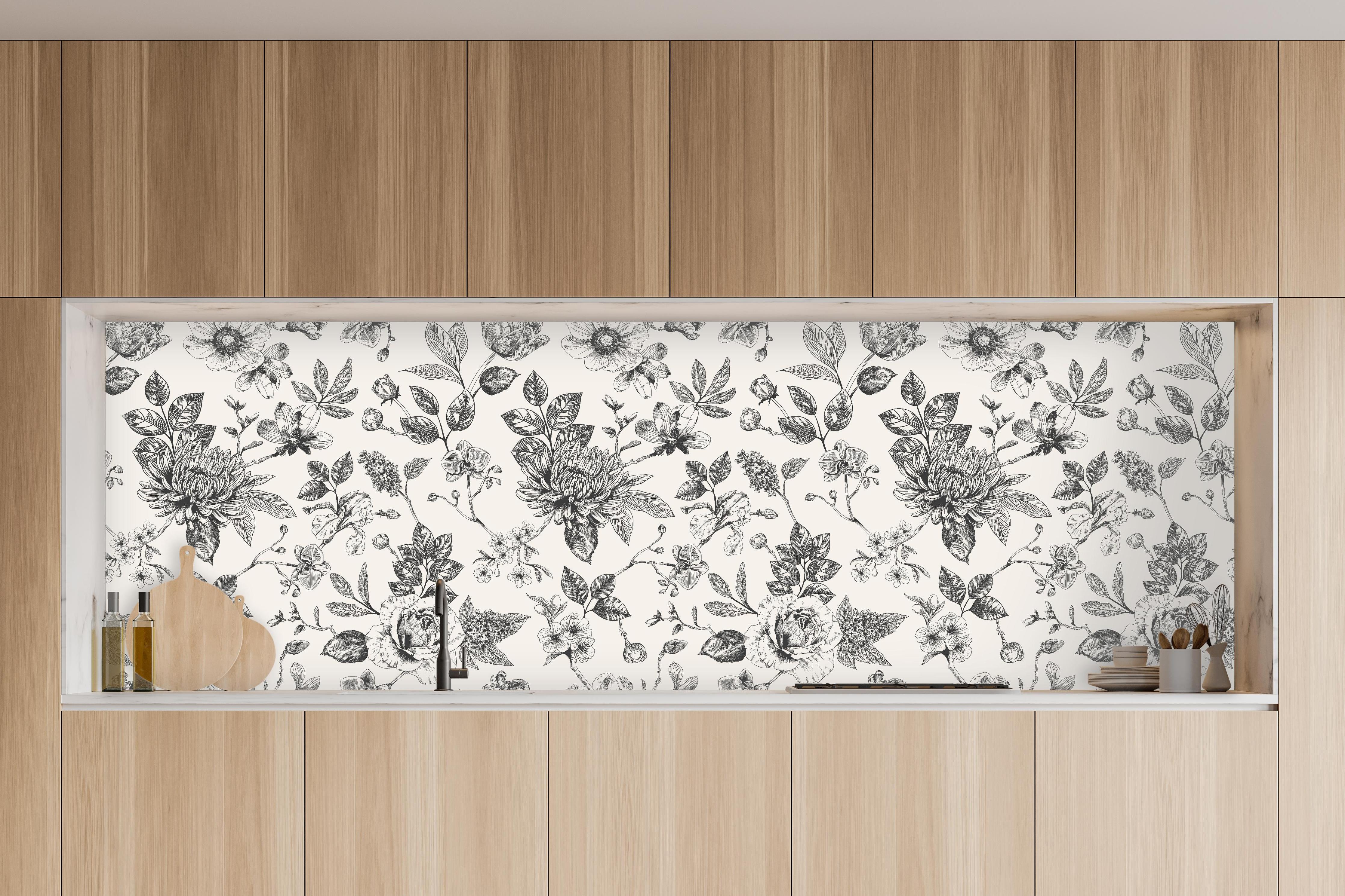 Küche - Vintage-Blumen Schwarz-Weiß in charakteristischer Vollholz-Küche mit modernem Gasherd
