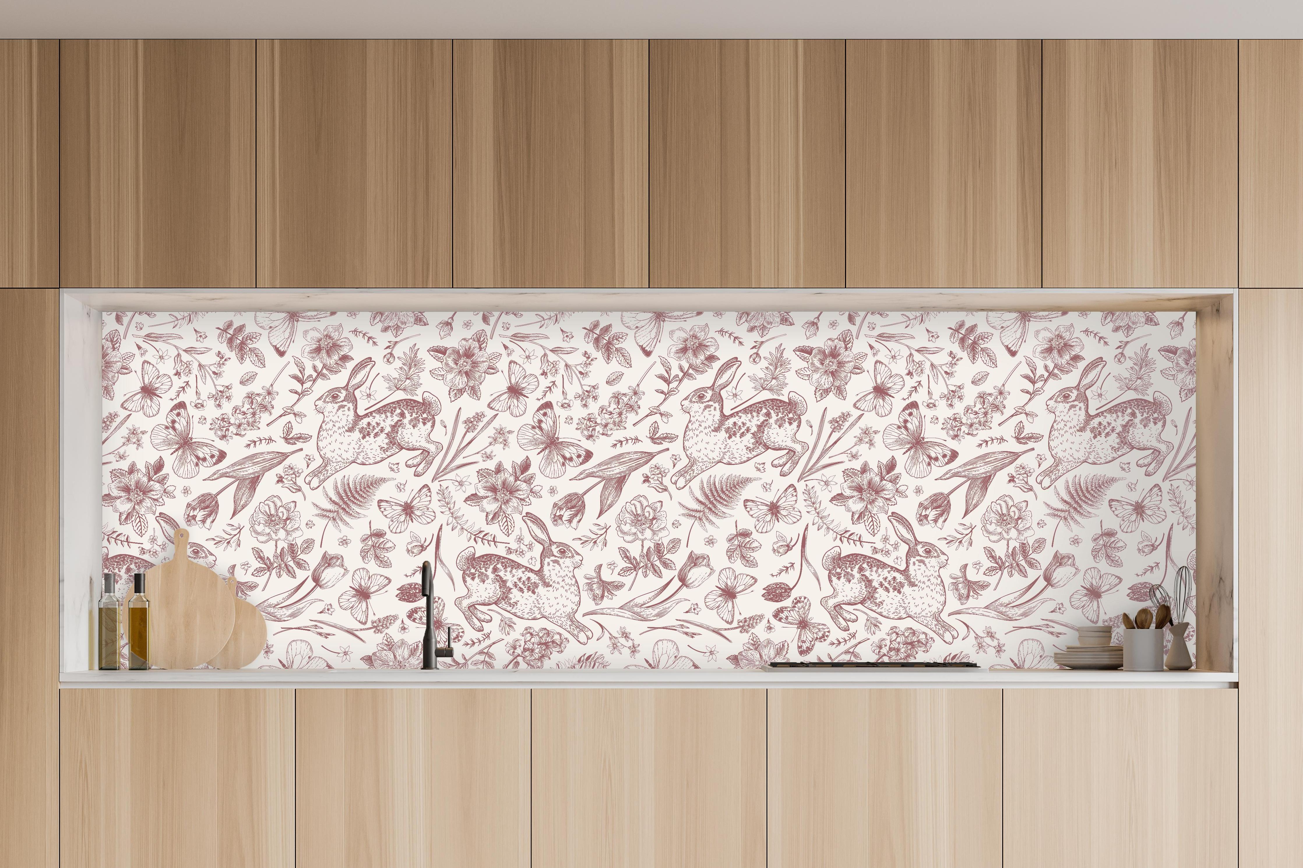 Küche - Vintage Rosa Blumenmuster in charakteristischer Vollholz-Küche mit modernem Gasherd