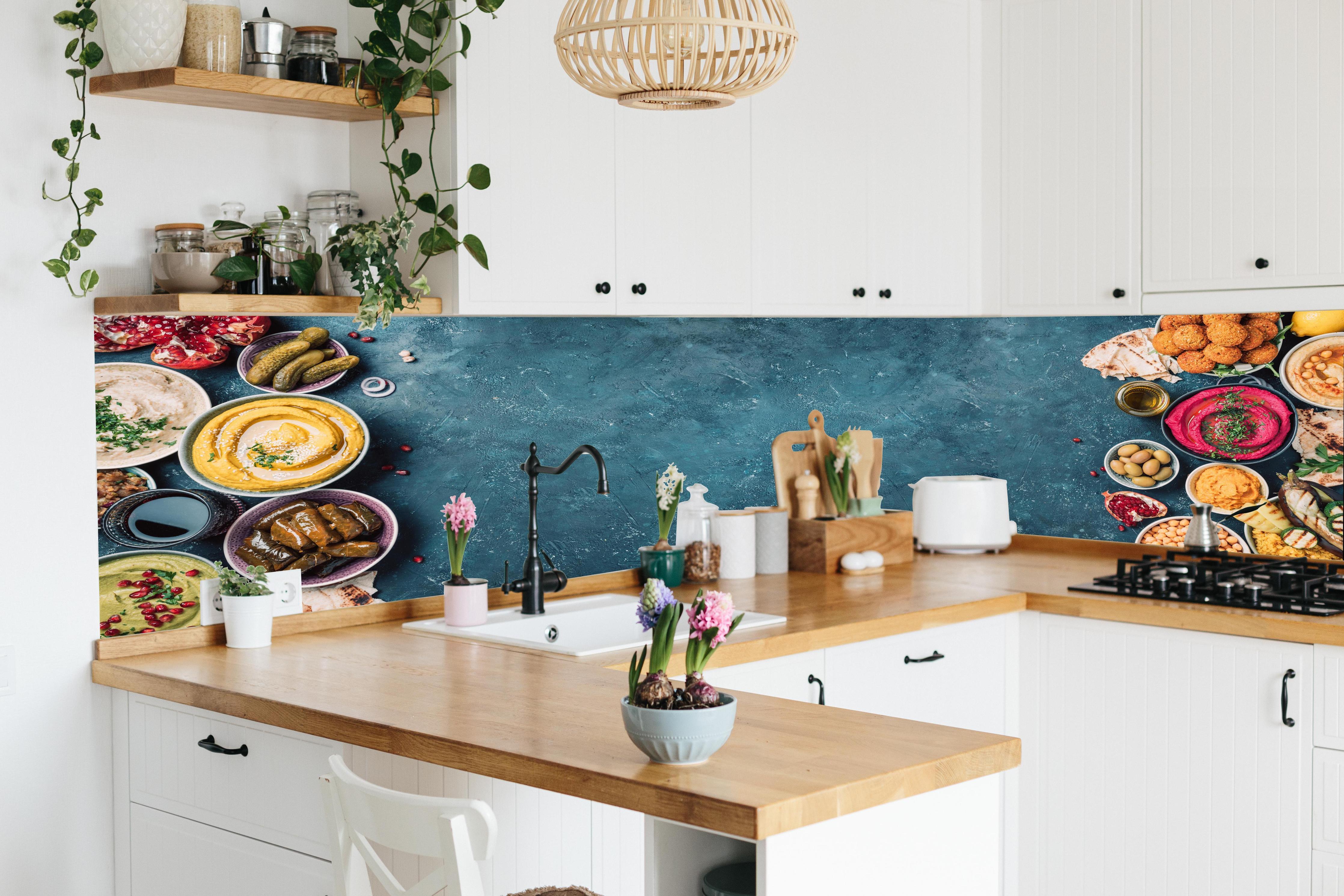 Küche - Arabische traditionelle Küche in lebendiger Küche mit bunten Blumen