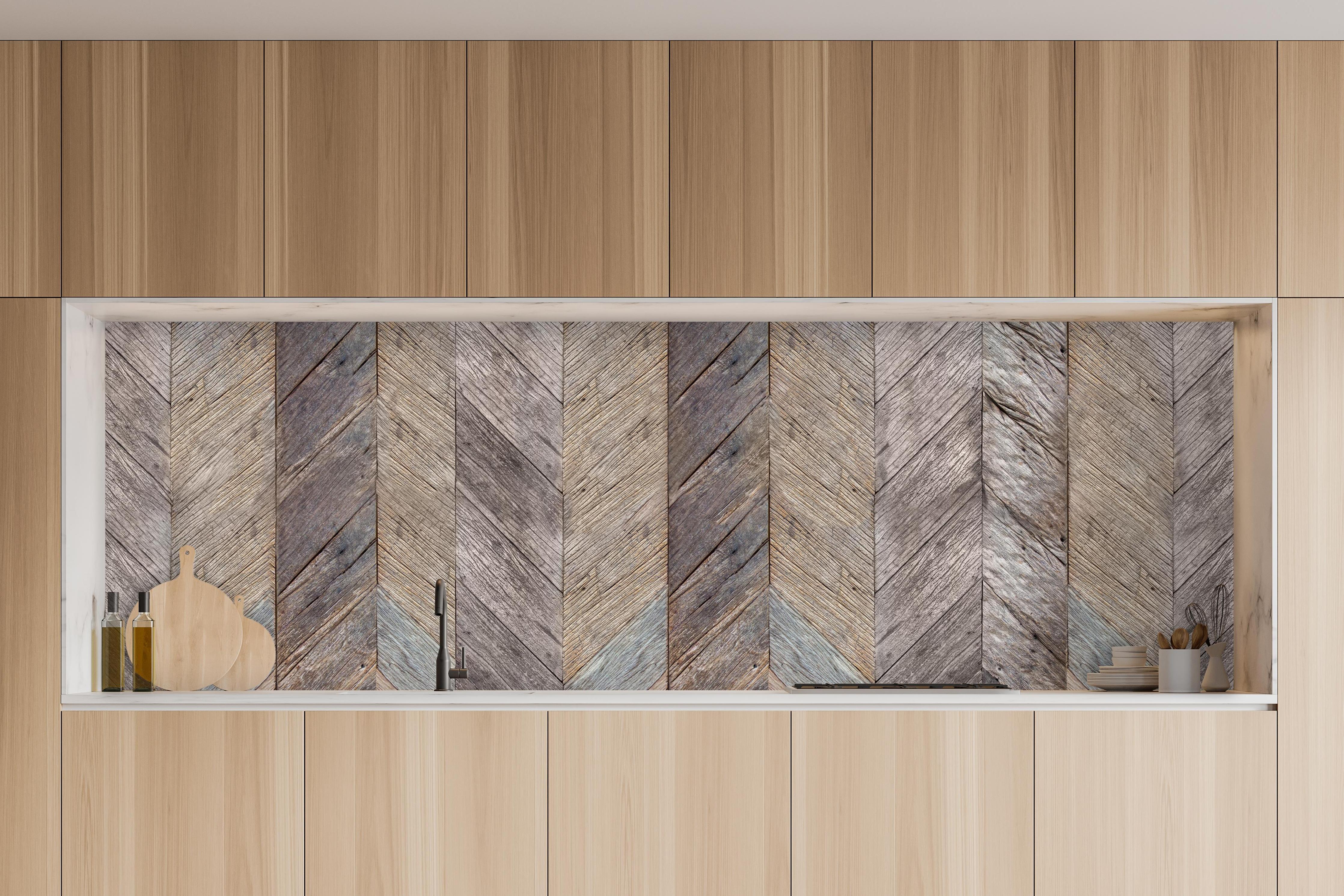 Küche - Dunkelbraun rustikalen harten Holzoberfläche in charakteristischer Vollholz-Küche mit modernem Gasherd