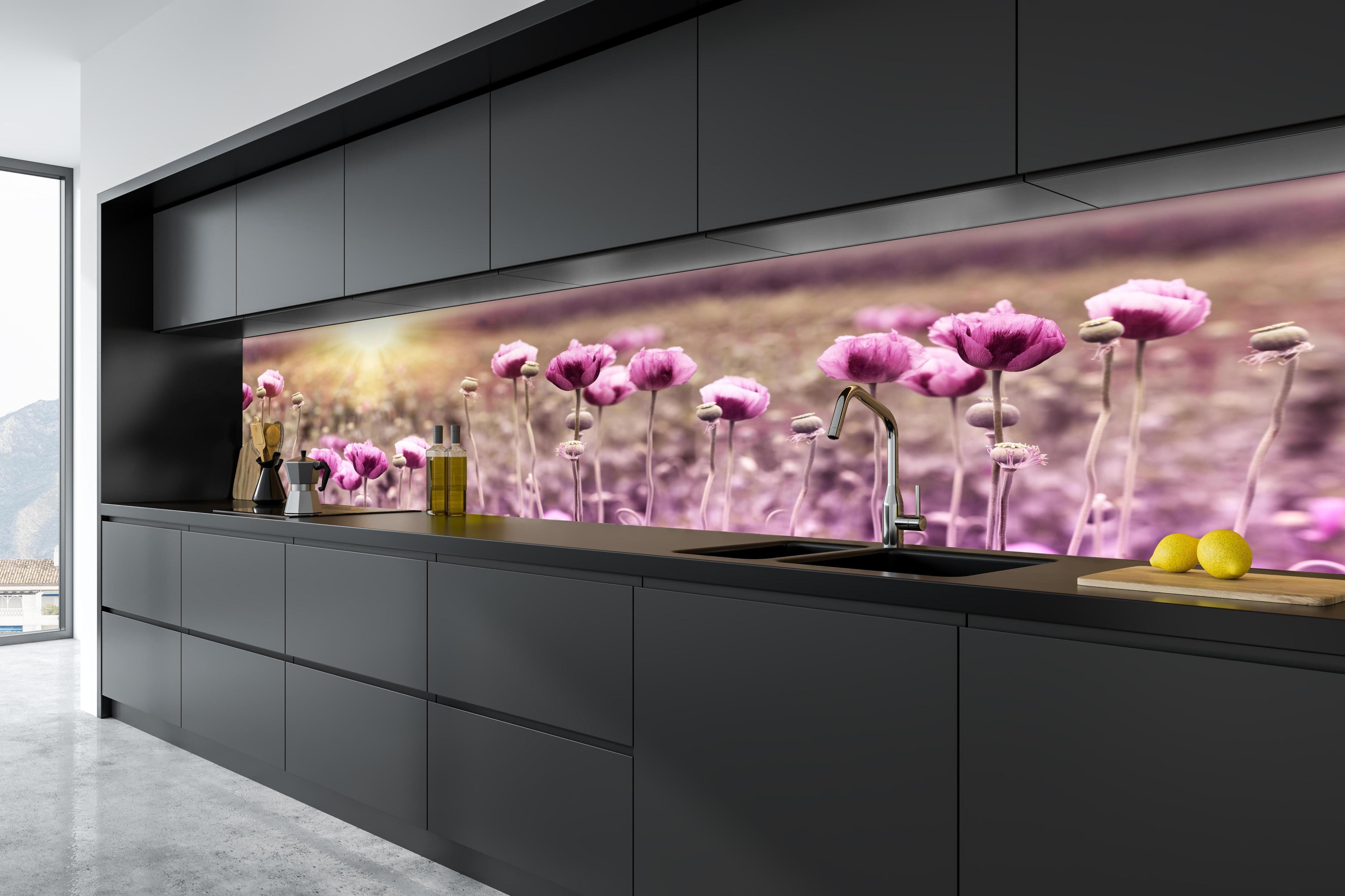 Küche - Lila Mohnblume in tiefschwarzer matt-premium Einbauküche