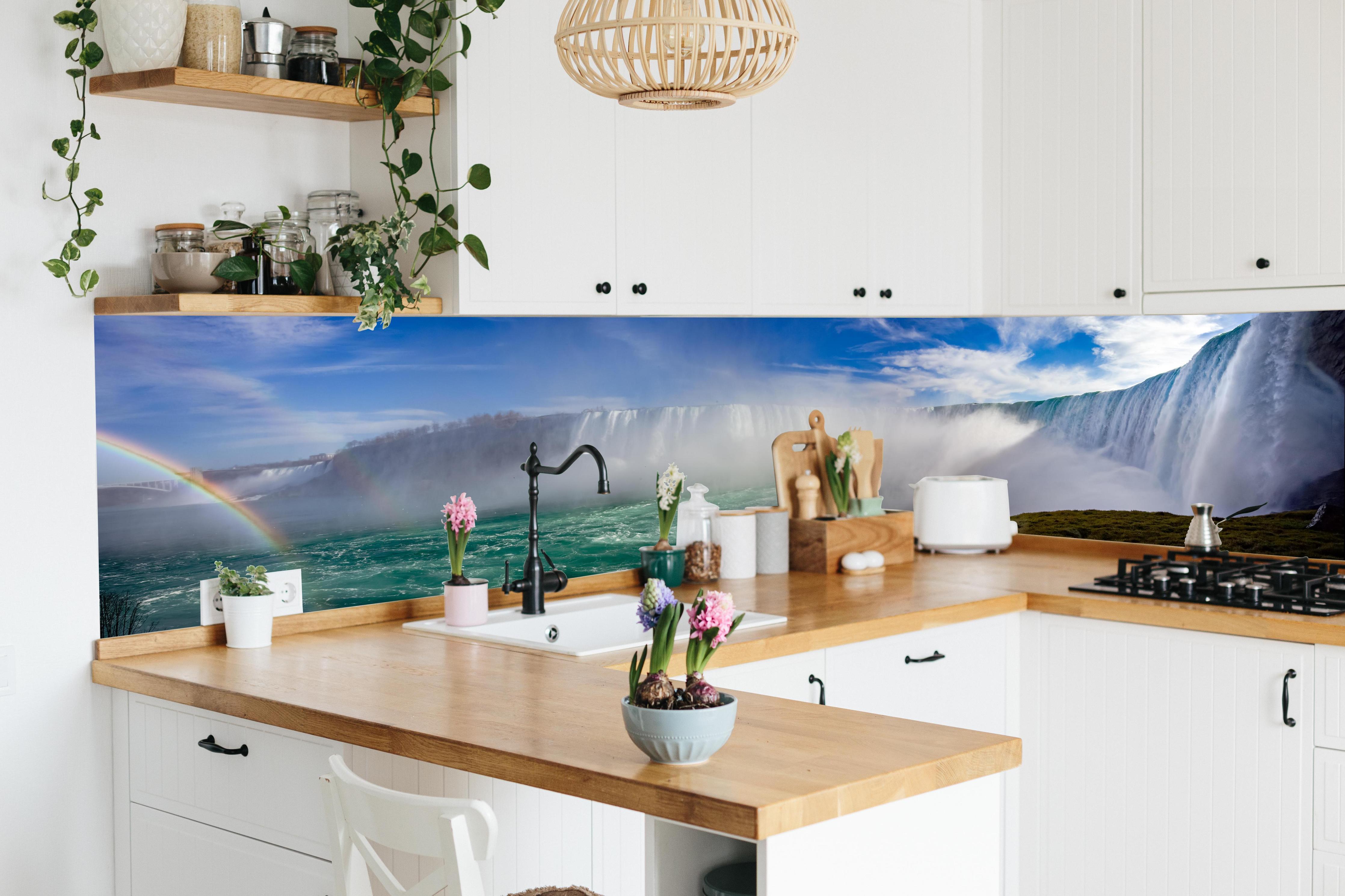 Küche - Niagara Wasserfälle in lebendiger Küche mit bunten Blumen
