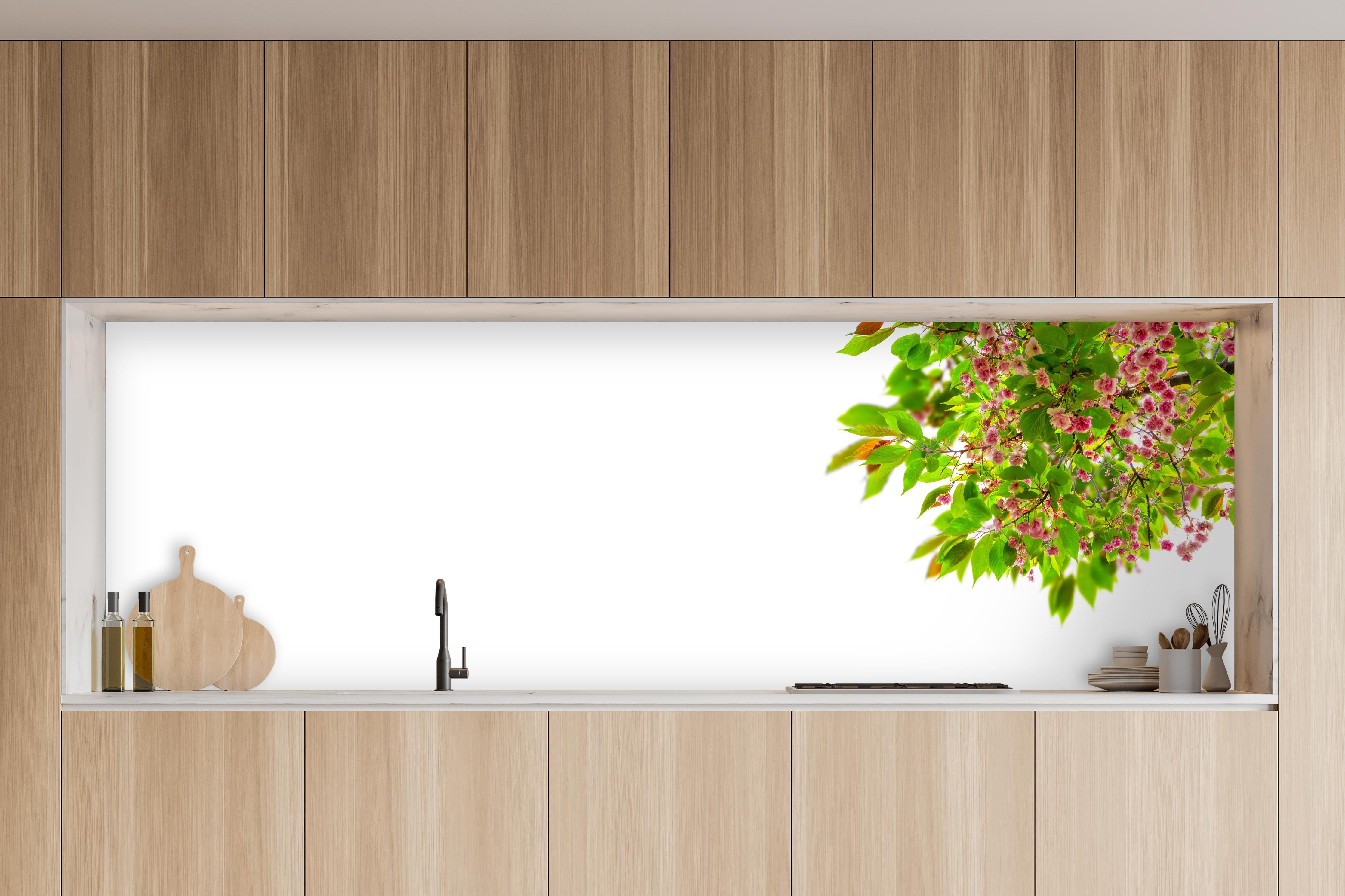 Küche - Schöner Kirschblütenast in charakteristischer Vollholz-Küche mit modernem Gasherd