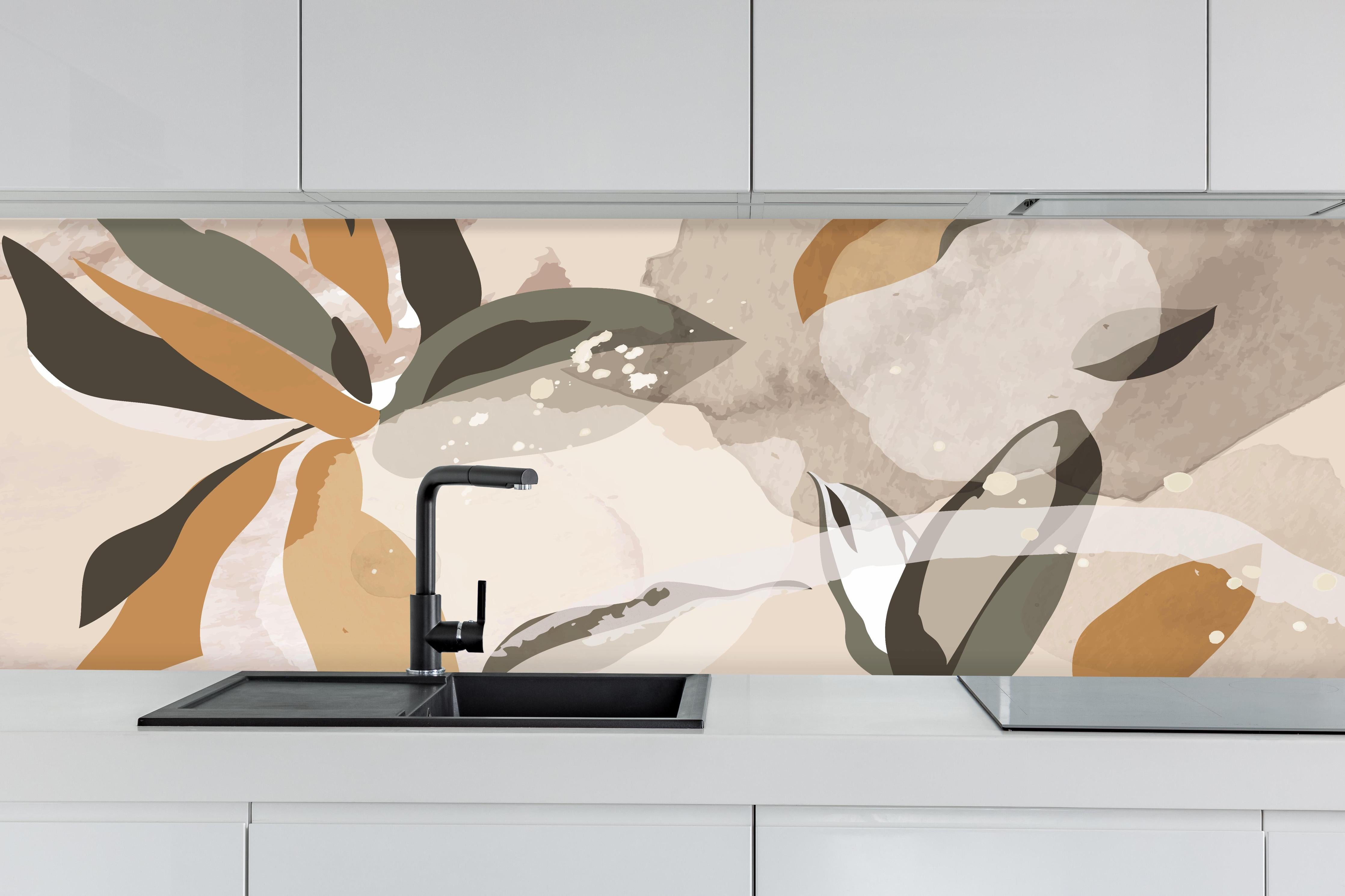 Küche - Moderne Abstrakte Illustration in Beige hinter weißen Hochglanz-Küchenregalen und schwarzem Wasserhahn