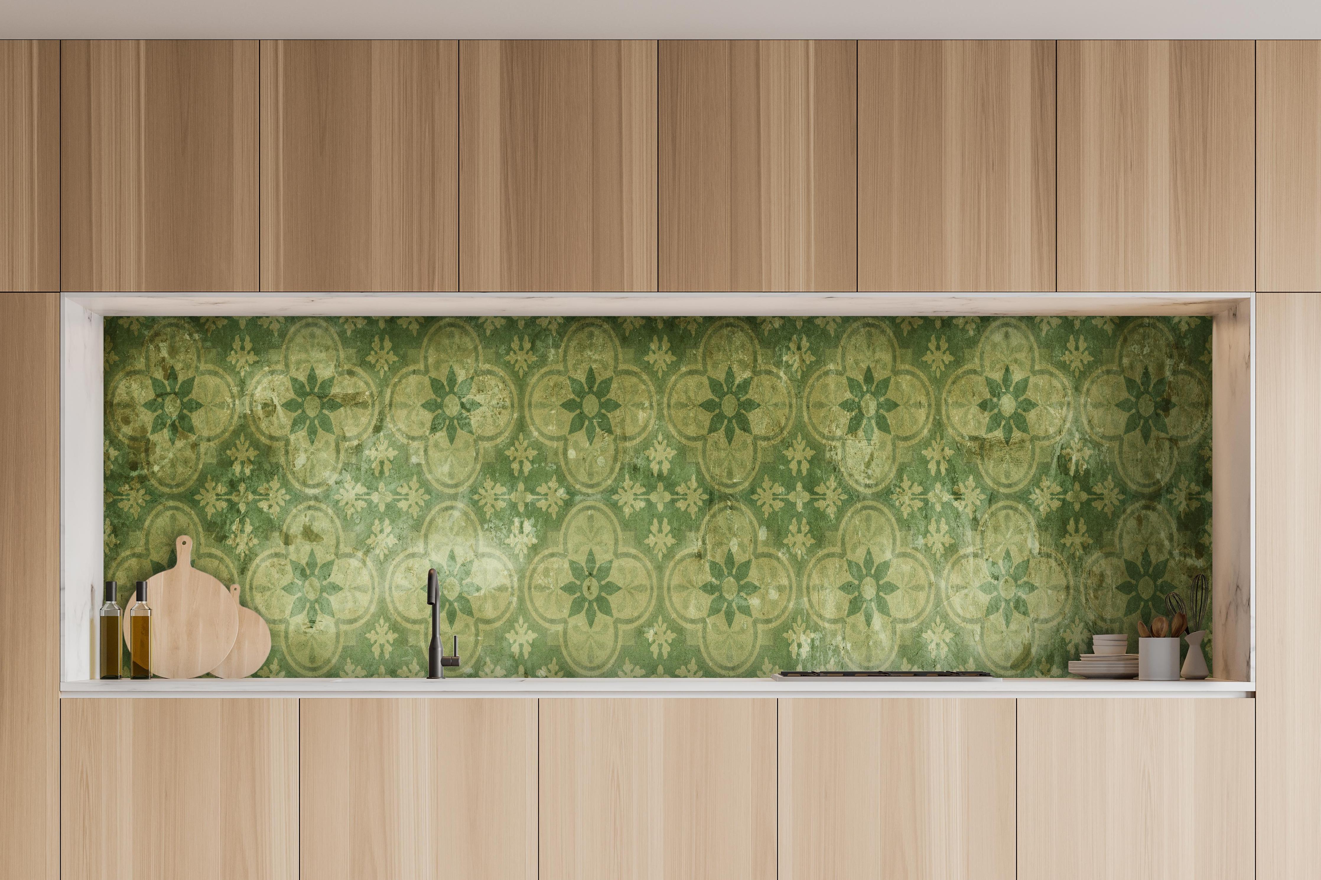 Küche - Nahtlose Vintage Retro Mosaikfliesen Textur hinter weißen Hochglanz-Küchenregalen und schwarzem Wasserhahn