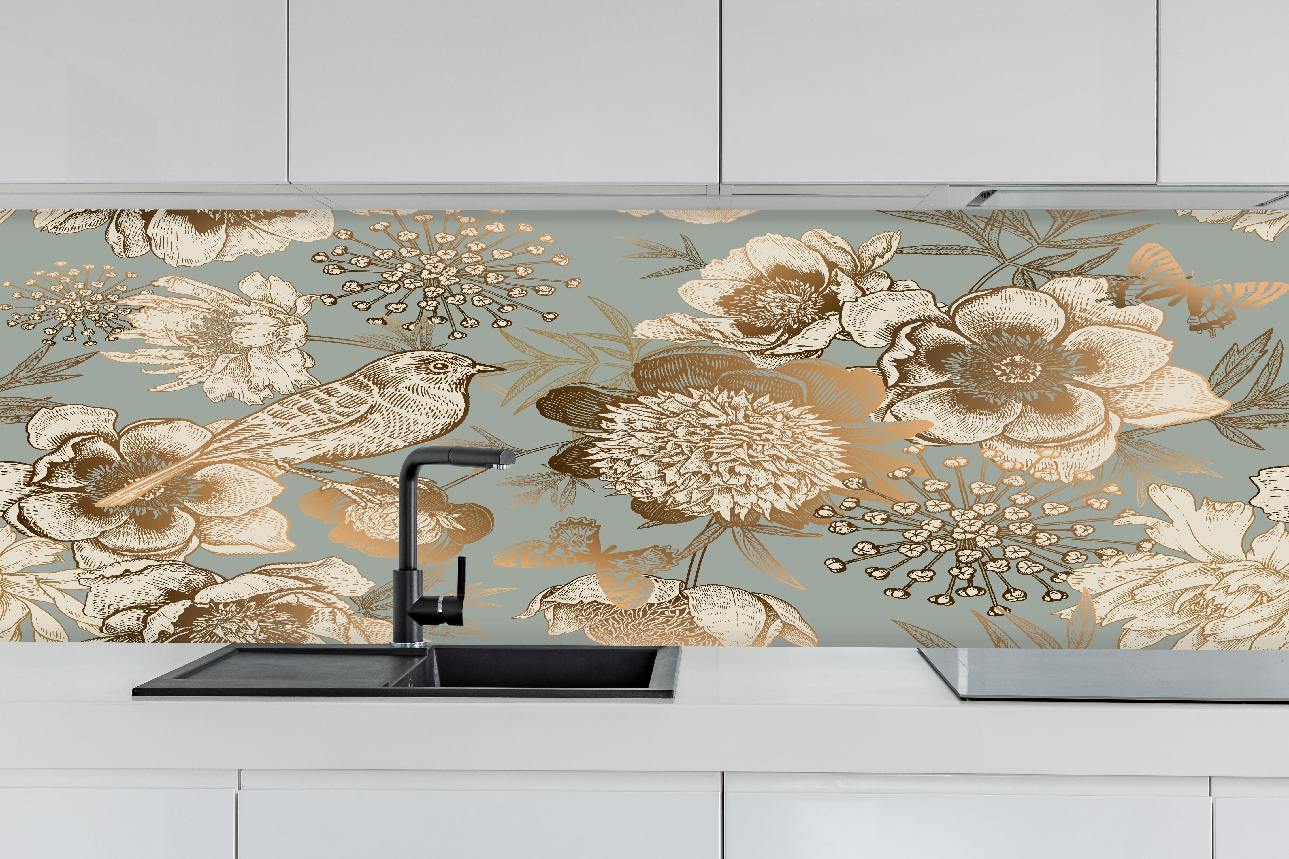 Küche - Seamless Vintage Muster Pfingstrosen Vögel hinter weißen Hochglanz-Küchenregalen und schwarzem Wasserhahn