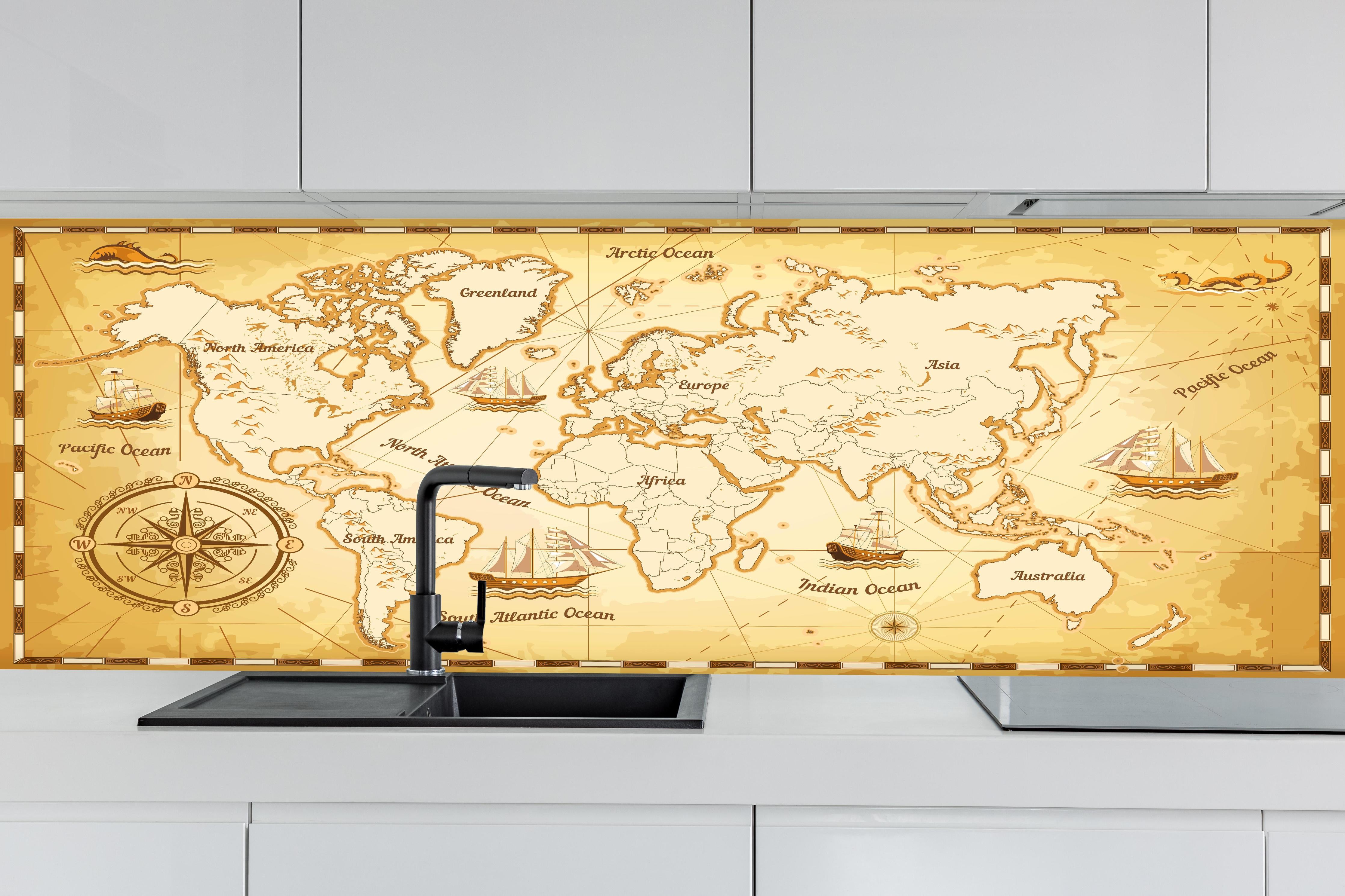 Küche - Stilisierte Vintage Weltkarte mit Segelschiffen hinter weißen Hochglanz-Küchenregalen und schwarzem Wasserhahn