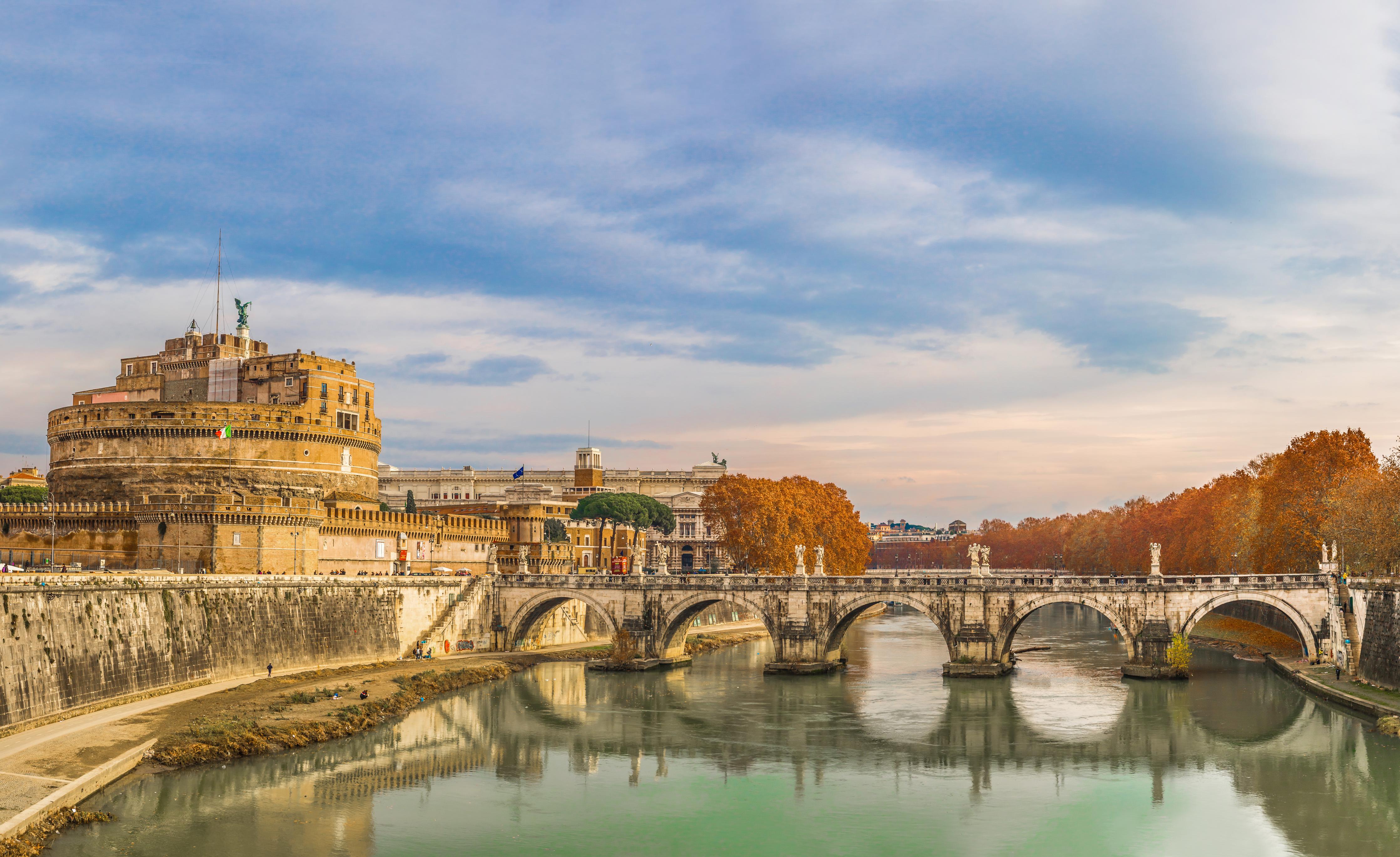 Spritzschutz- Brücke in Sant'angelo in Rome - Italien