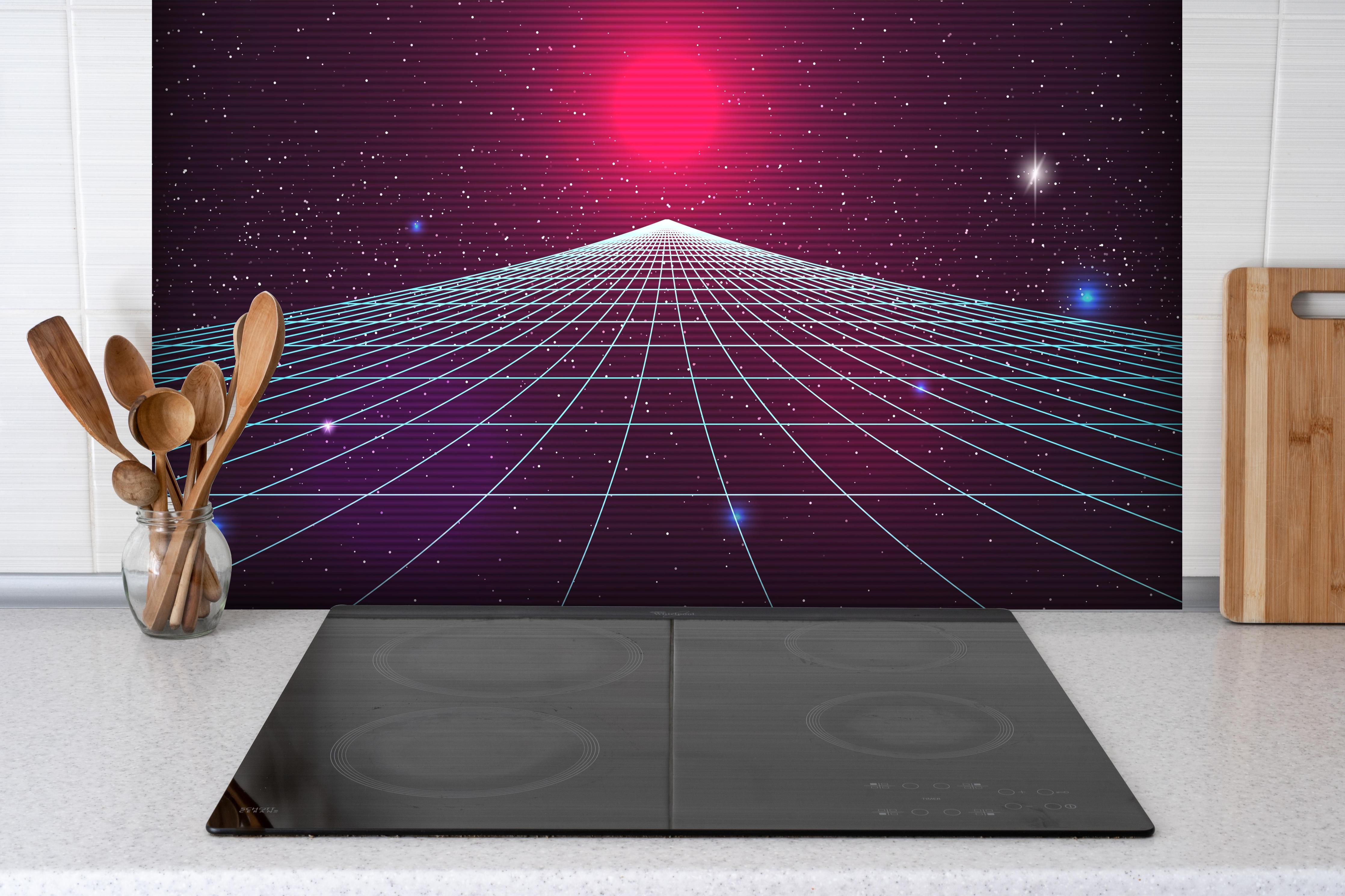 Spritzschutz - 80er Synthwave Retro-Futurismus Hintergrund hinter einem Cerankochfeld zwischen Holz-Kochutensilien
