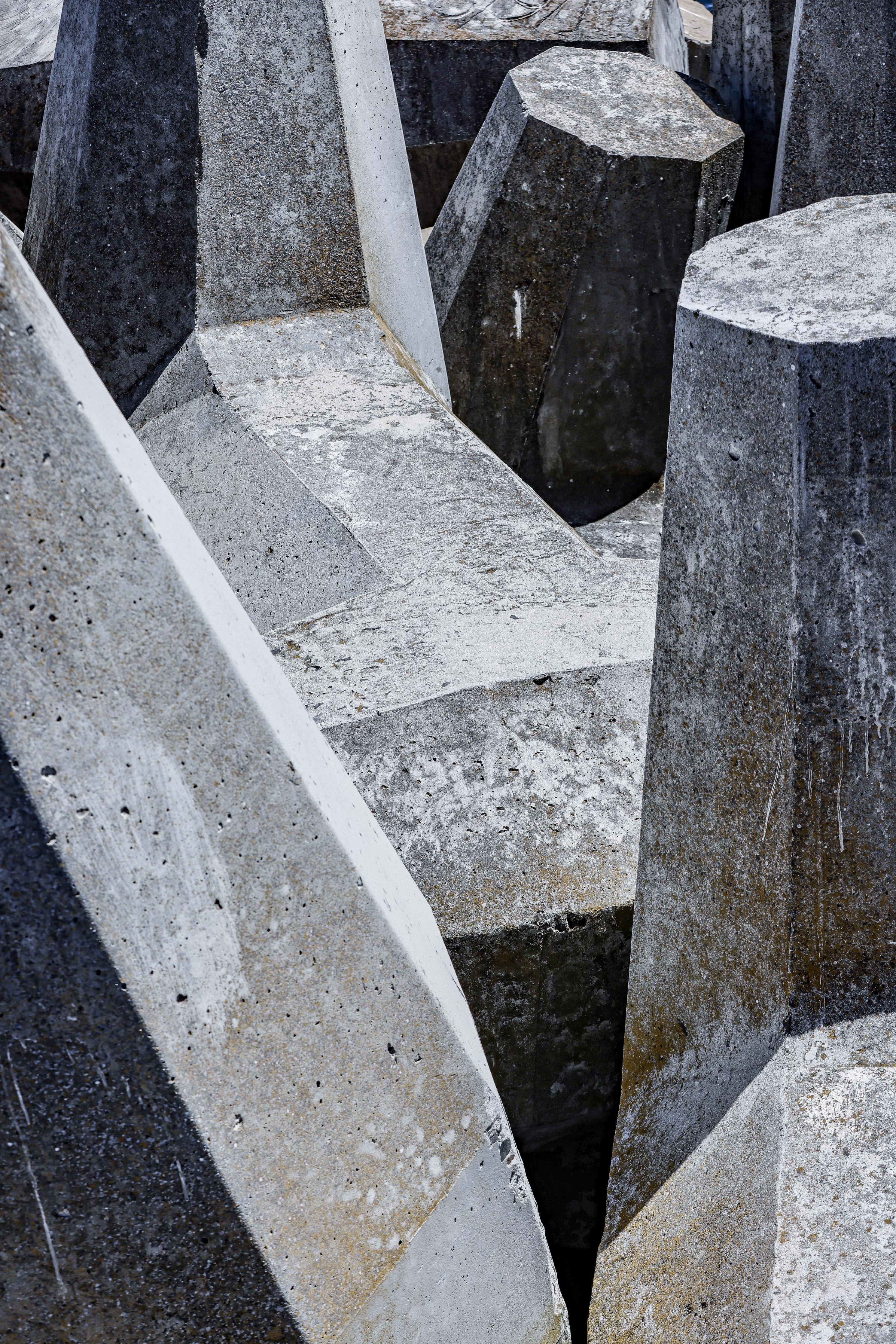 Spritzschutz-Abstrakte Geometrie in Steinoptik Grau-Weiß