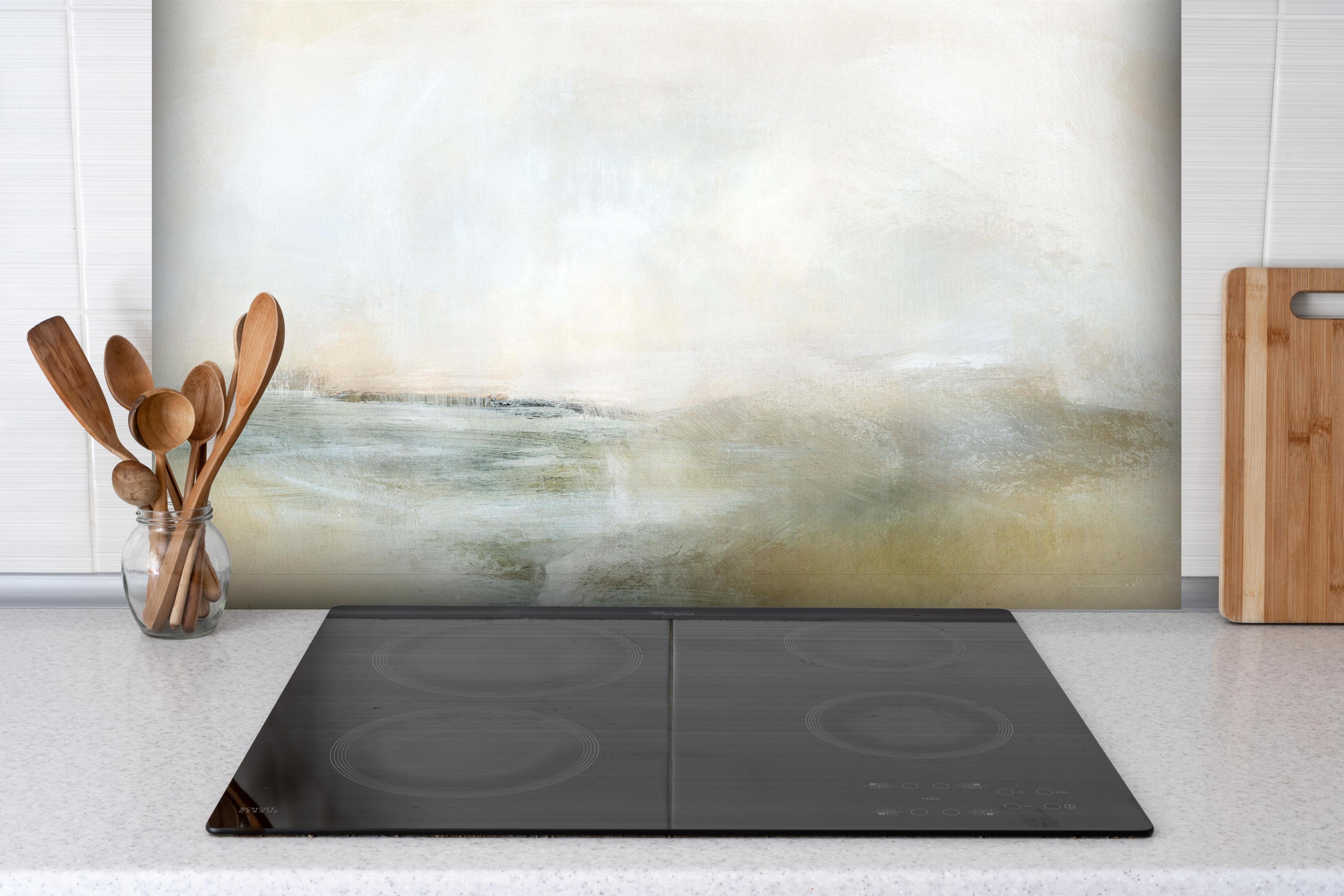 Spritzschutz - Abstrakte Grafik - Öl Farben hinter einem Cerankochfeld zwischen Holz-Kochutensilien