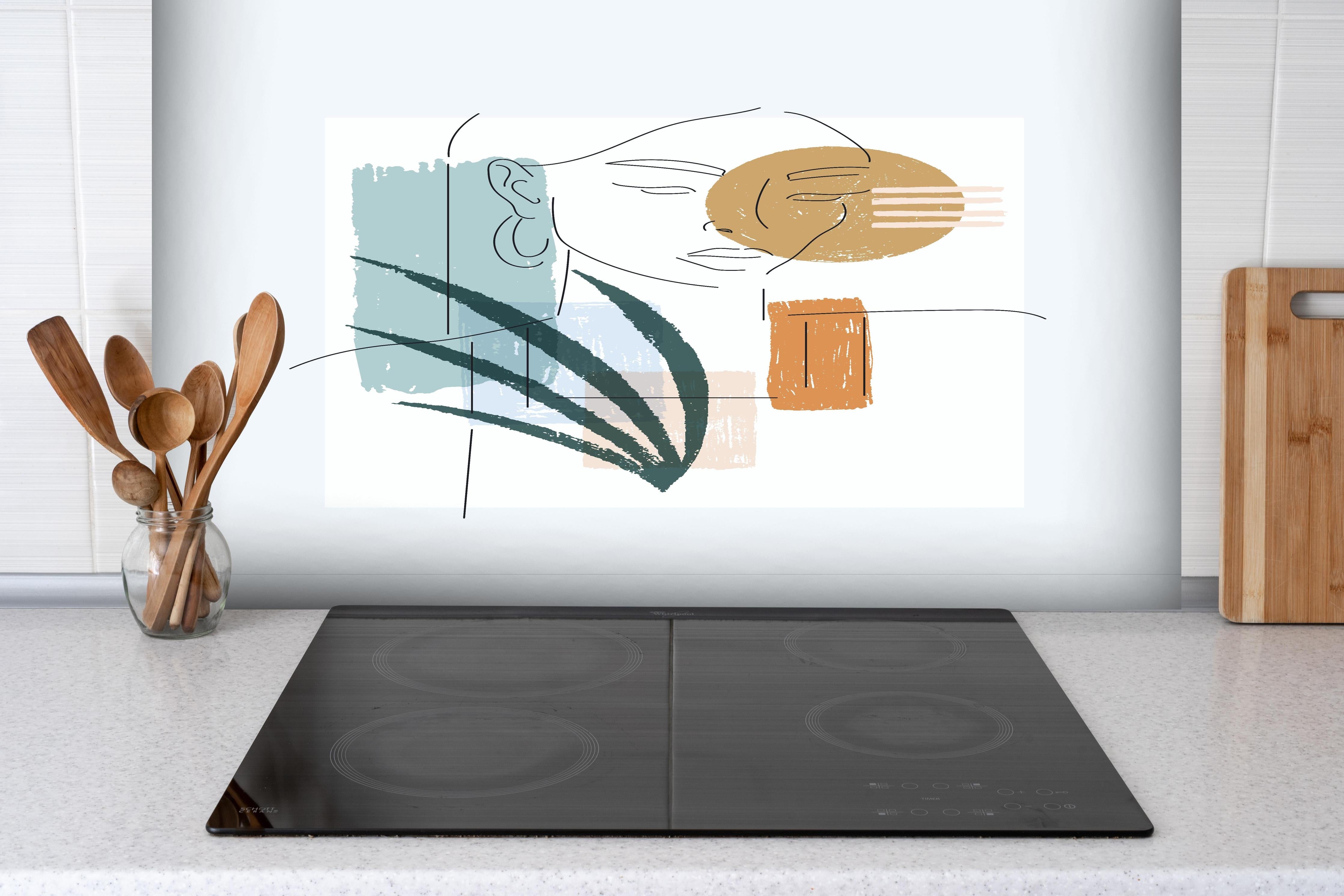 Spritzschutz - Abstrakte Illustration mit geometrischer Figur hinter einem Cerankochfeld zwischen Holz-Kochutensilien