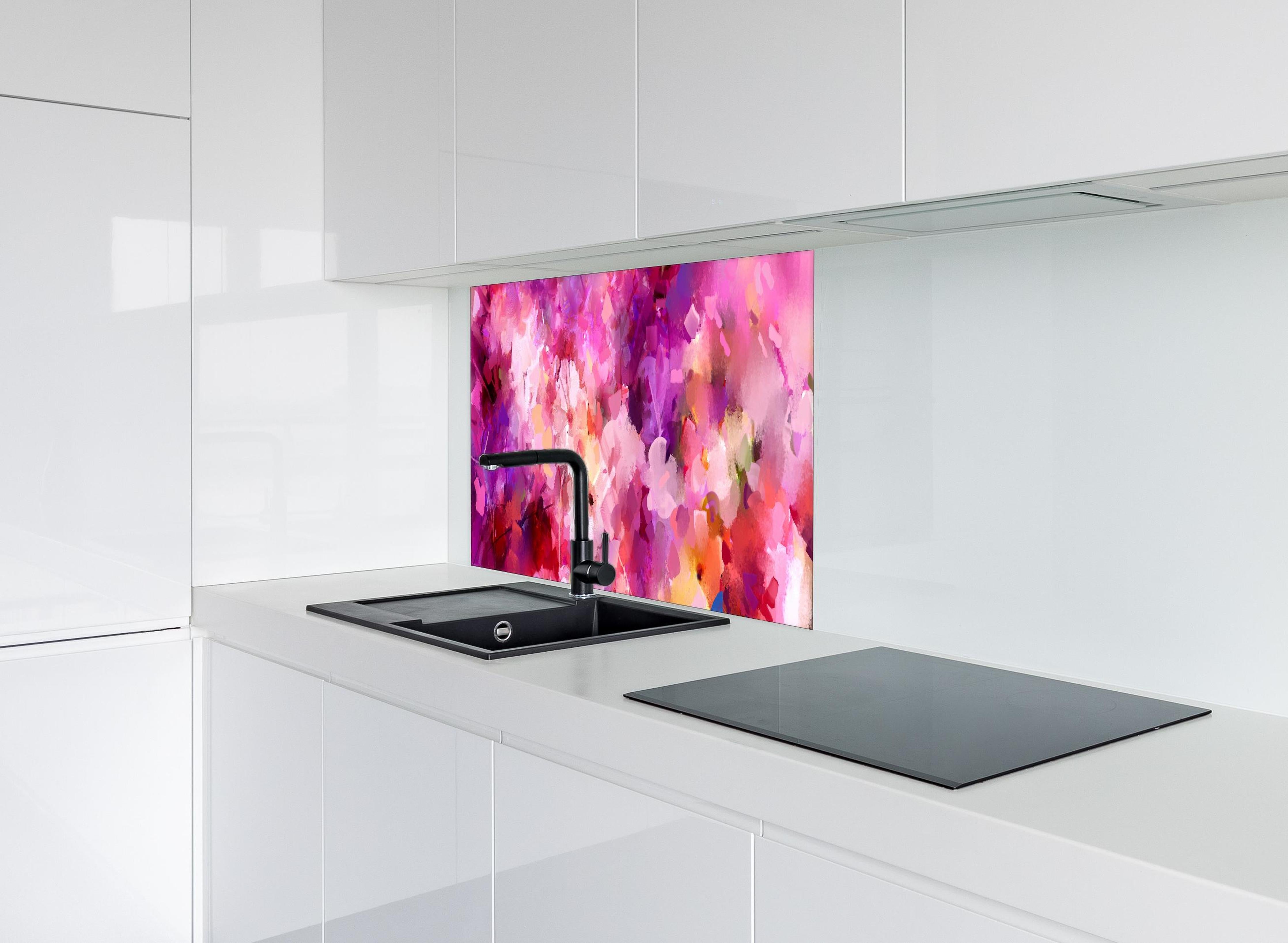 Spritzschutz - Abstrakte Kunst Blumenwiese auf Leinwand hinter einem Cerankochfeld zwischen Holz-Kochutensilien