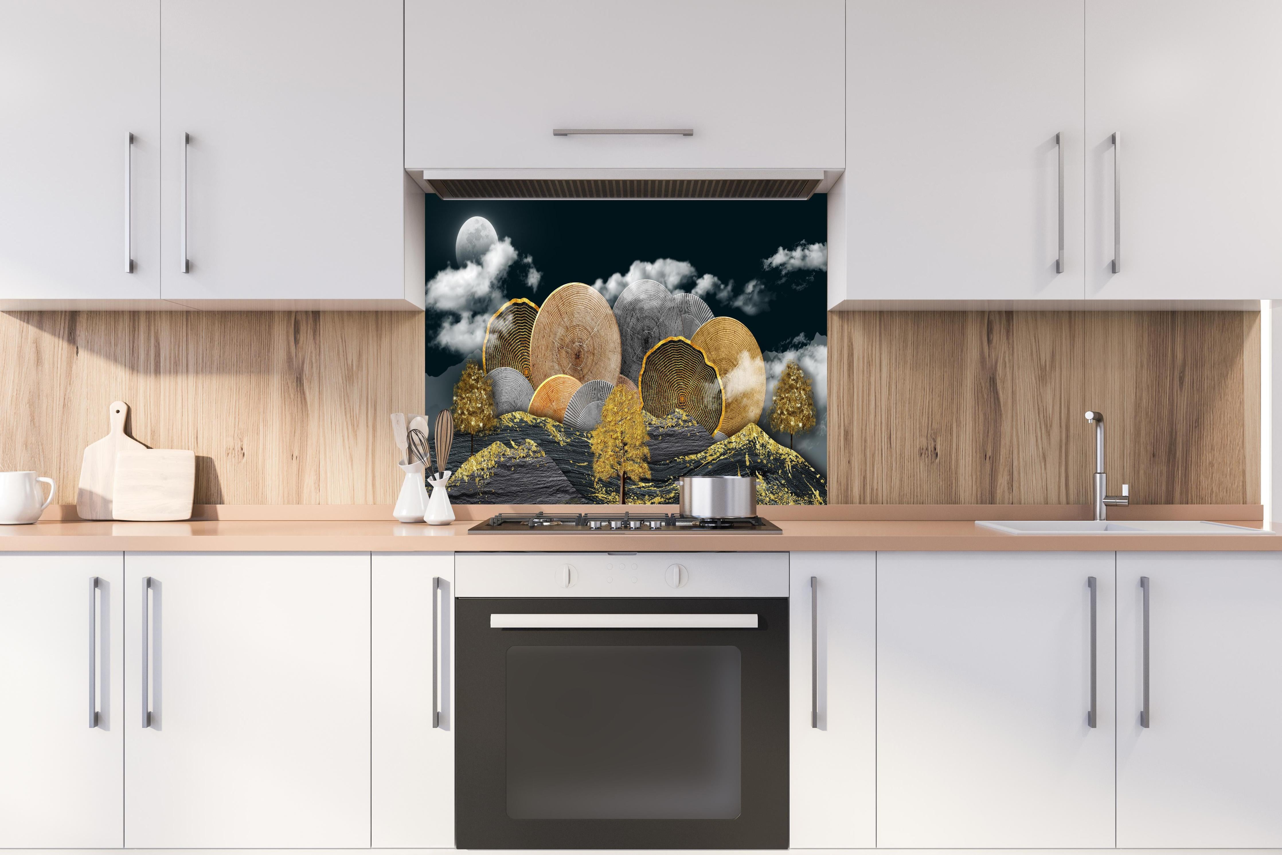 Spritzschutz - Abstraktes Landschaftsmuster - Nächtlich hinter einem Cerankochfeld zwischen Holz-Kochutensilien