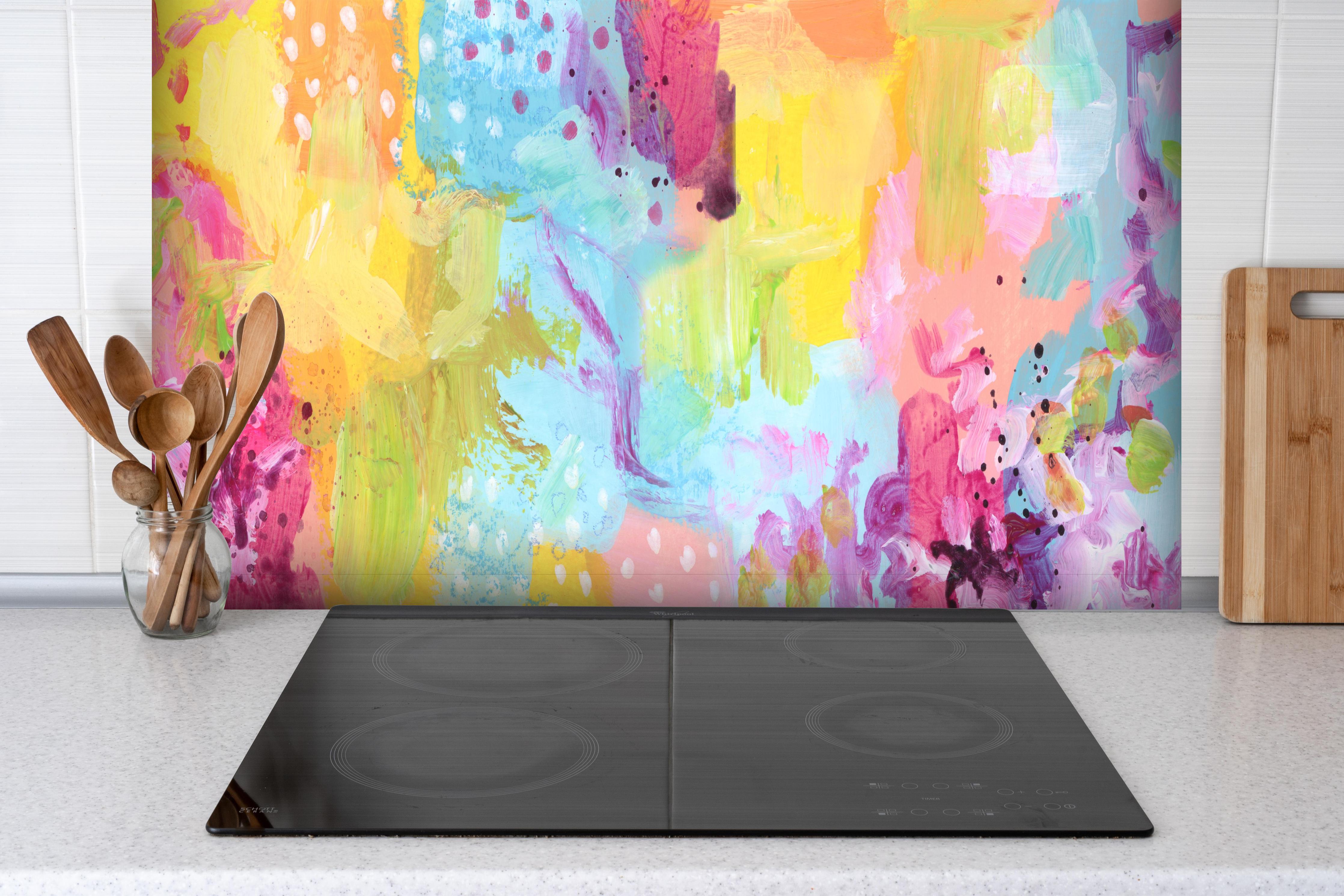 Spritzschutz - Aquarell Kunstmalerei - Bunt hinter einem Cerankochfeld zwischen Holz-Kochutensilien