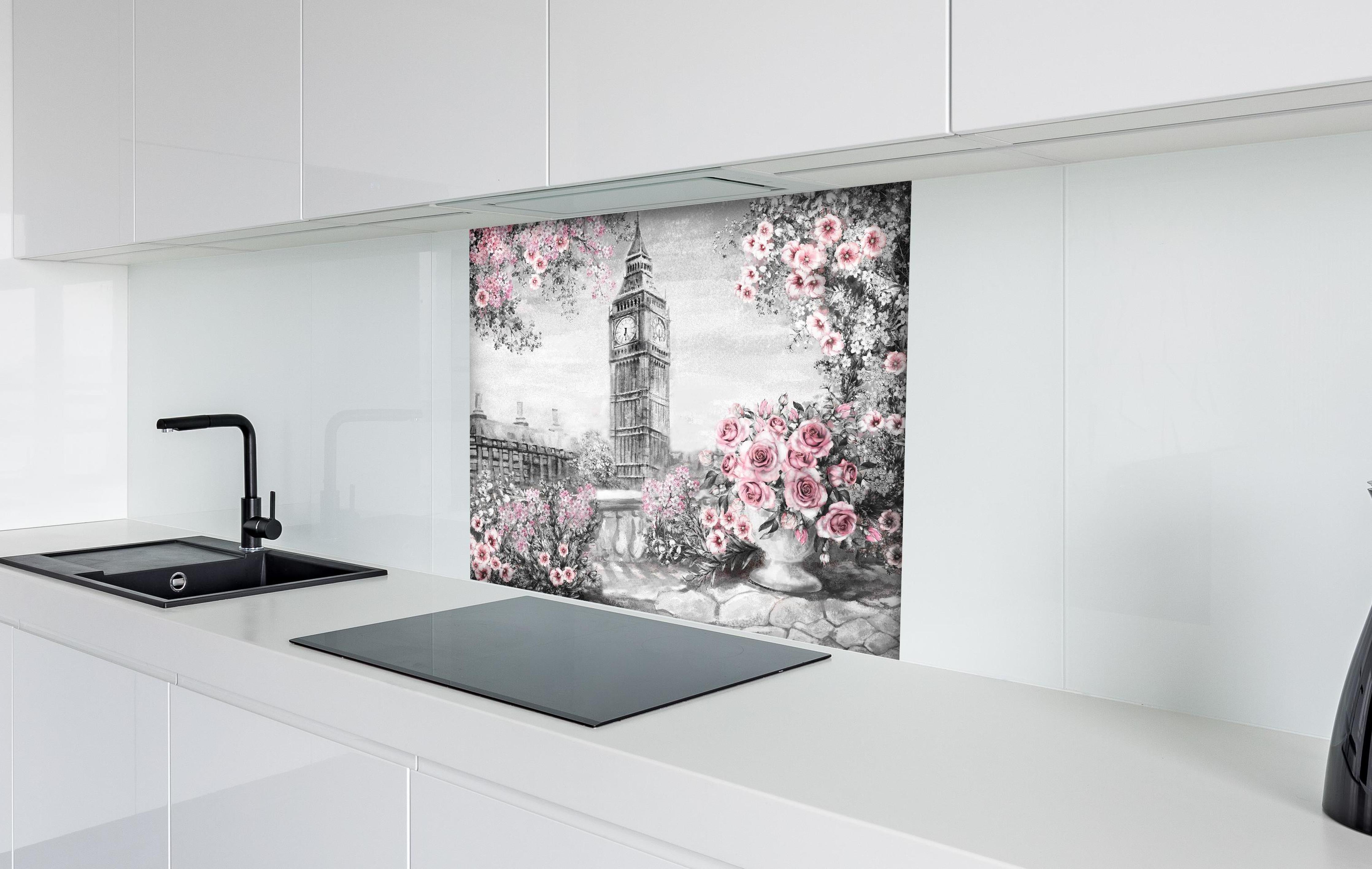 Spritzschutz - Aquarell des Big Ben hinter einem Cerankochfeld zwischen Holz-Kochutensilien