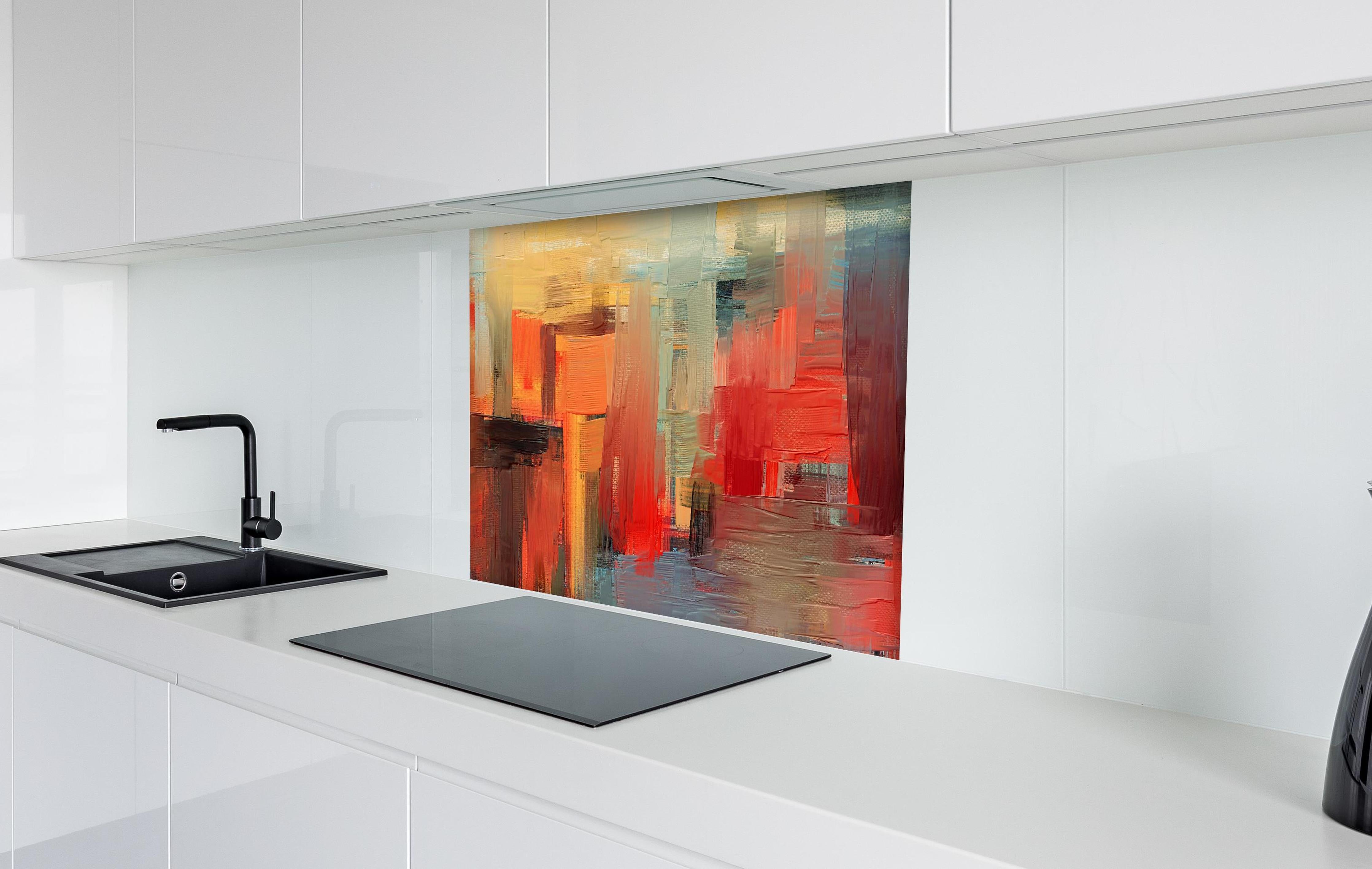 Spritzschutz - Bräunlich abstraktes Gemälde hinter einem Cerankochfeld zwischen Holz-Kochutensilien