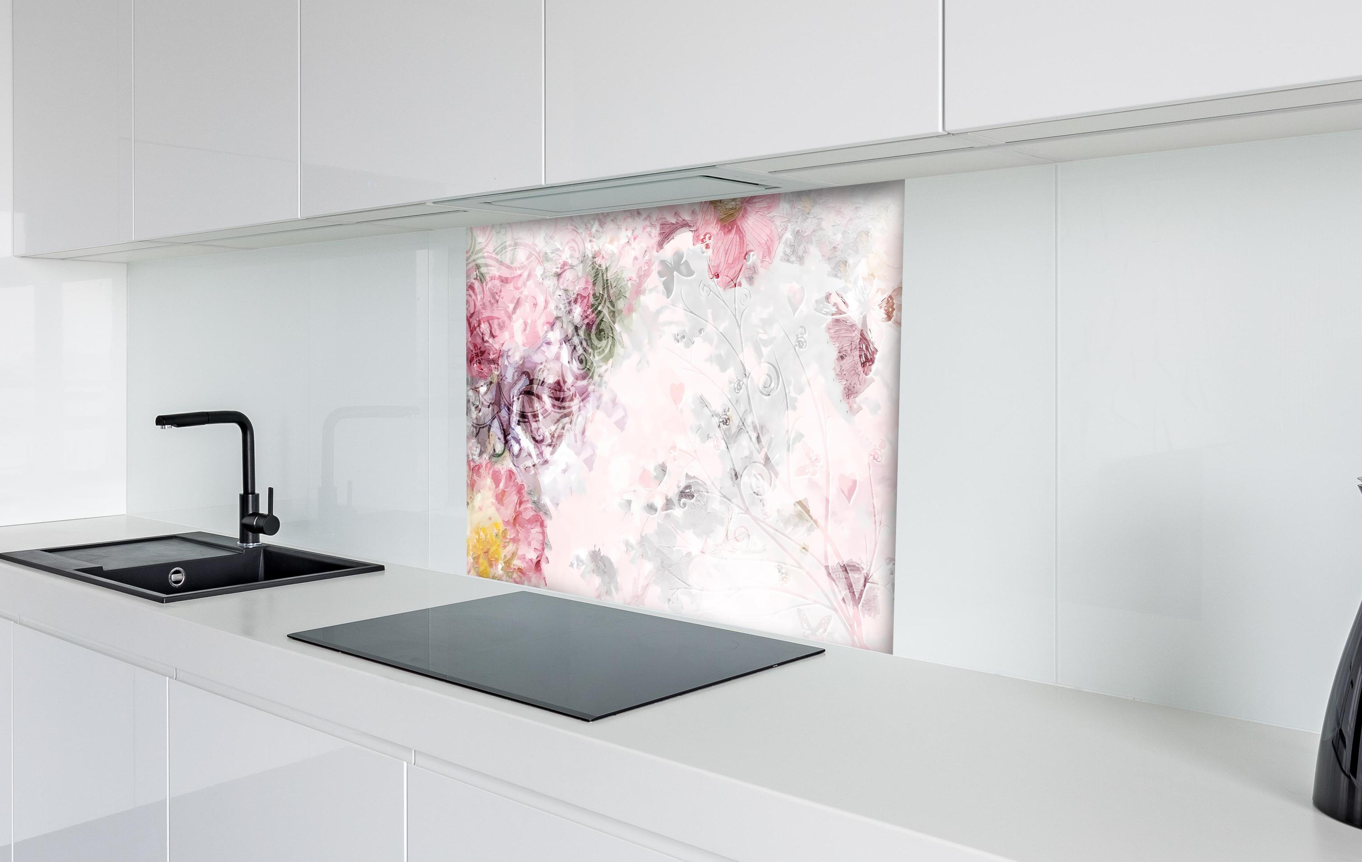 Spritzschutz - Bunte Blumen - Pastell Farben hinter einem Cerankochfeld zwischen Holz-Kochutensilien