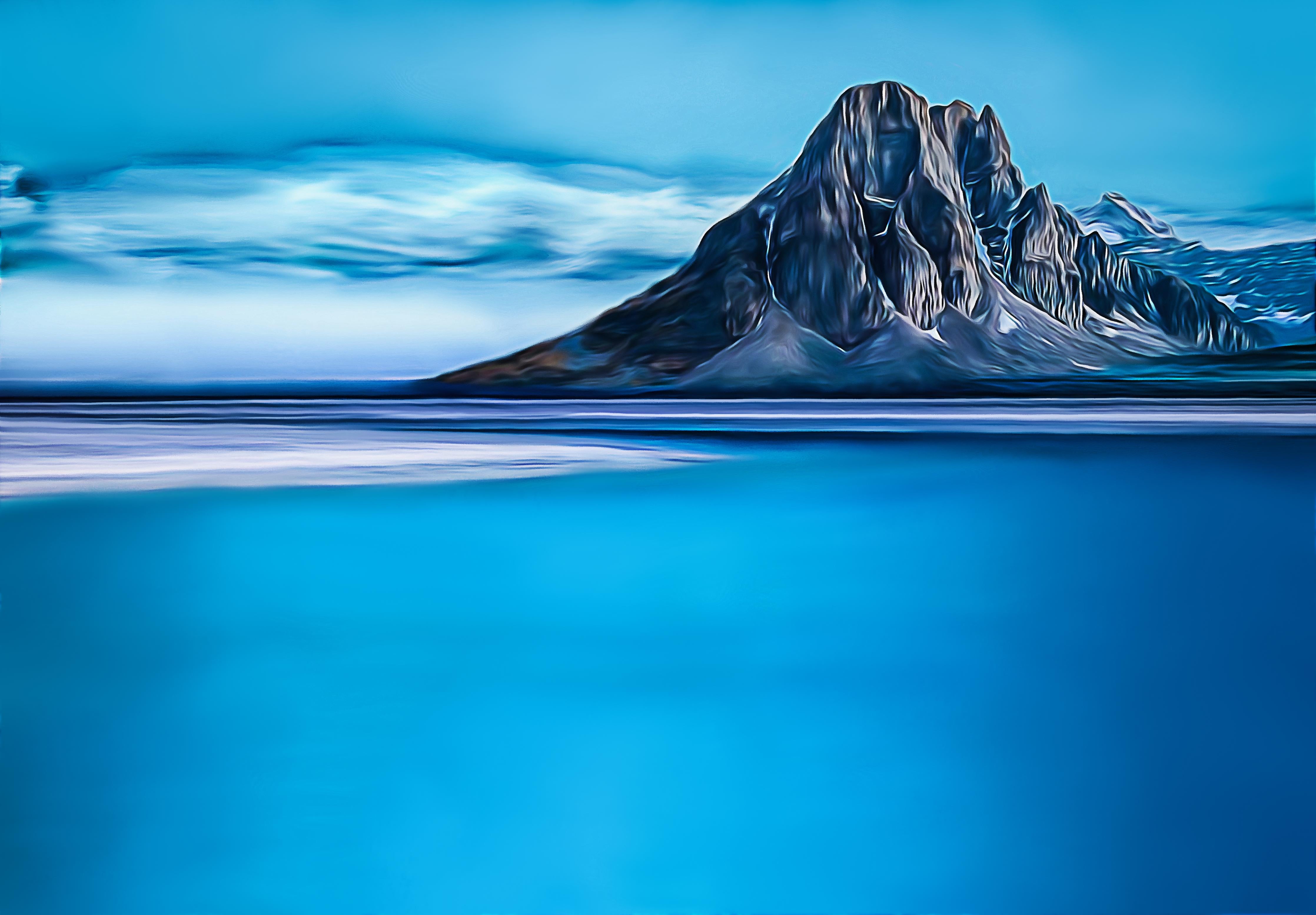 Spritzschutz-Eisberg und Spiegelglanz in Blautönen