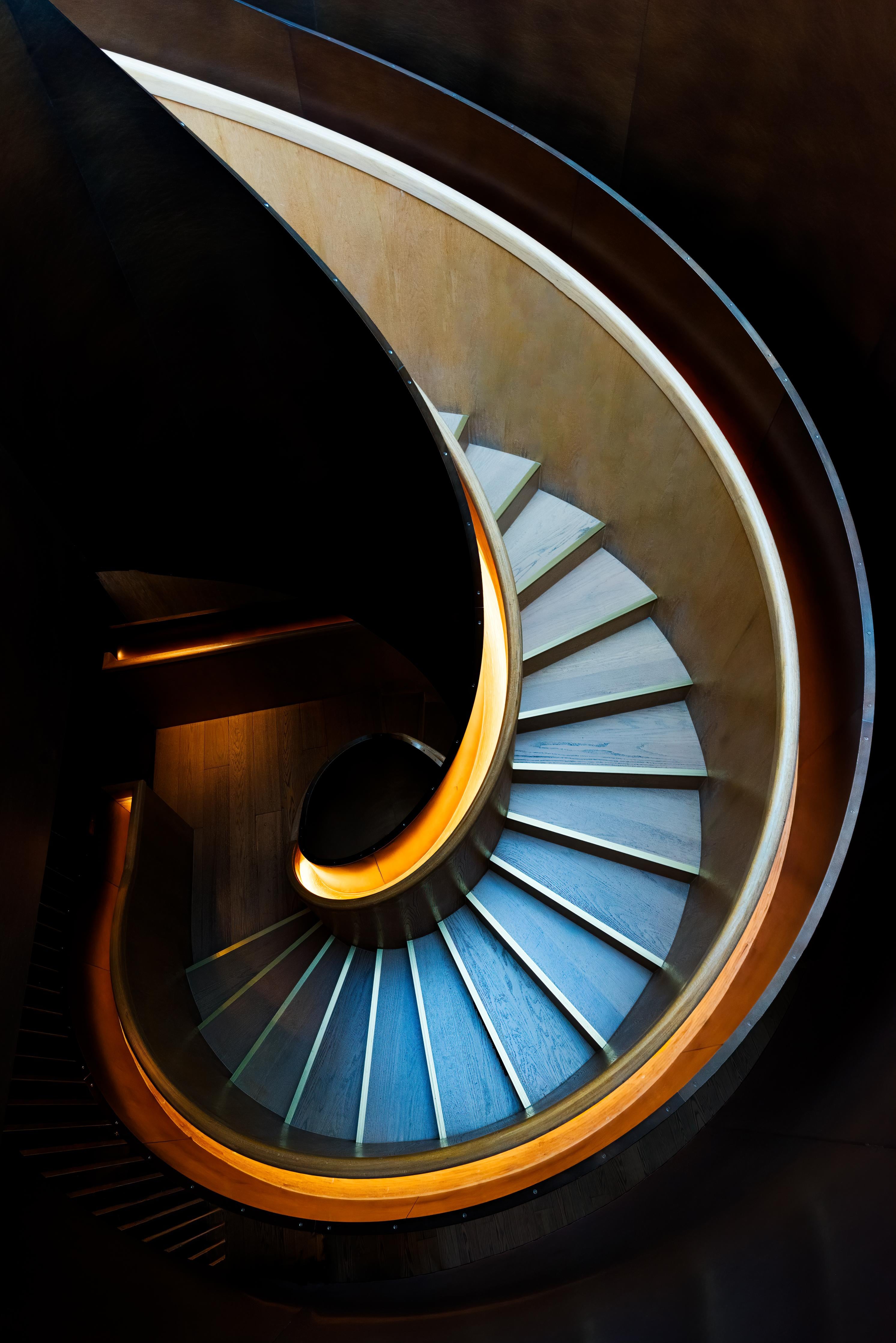 Spritzschutz-Elegante Spirale Treppenhaus Architektur