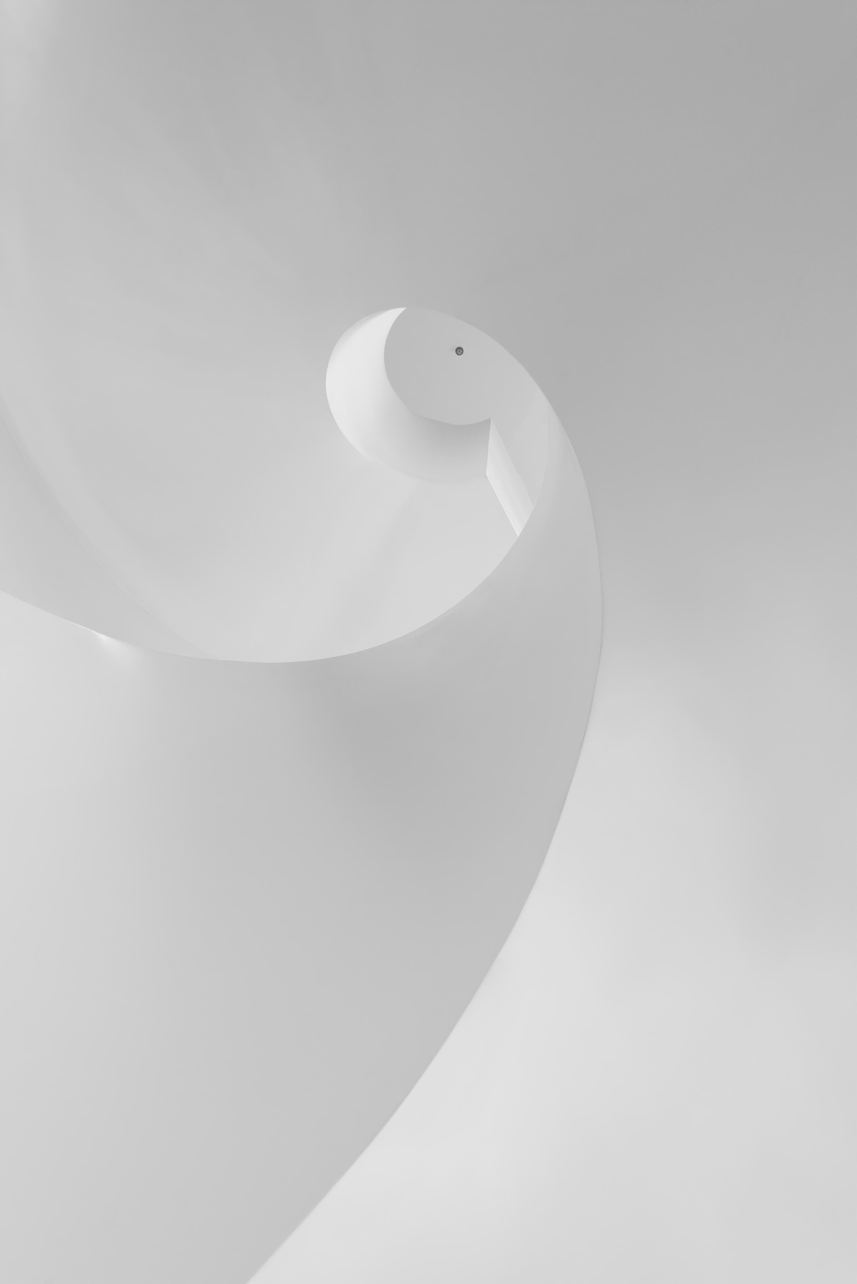 Spritzschutz-Elegante monochrome Spirale in Schwarz-weiß