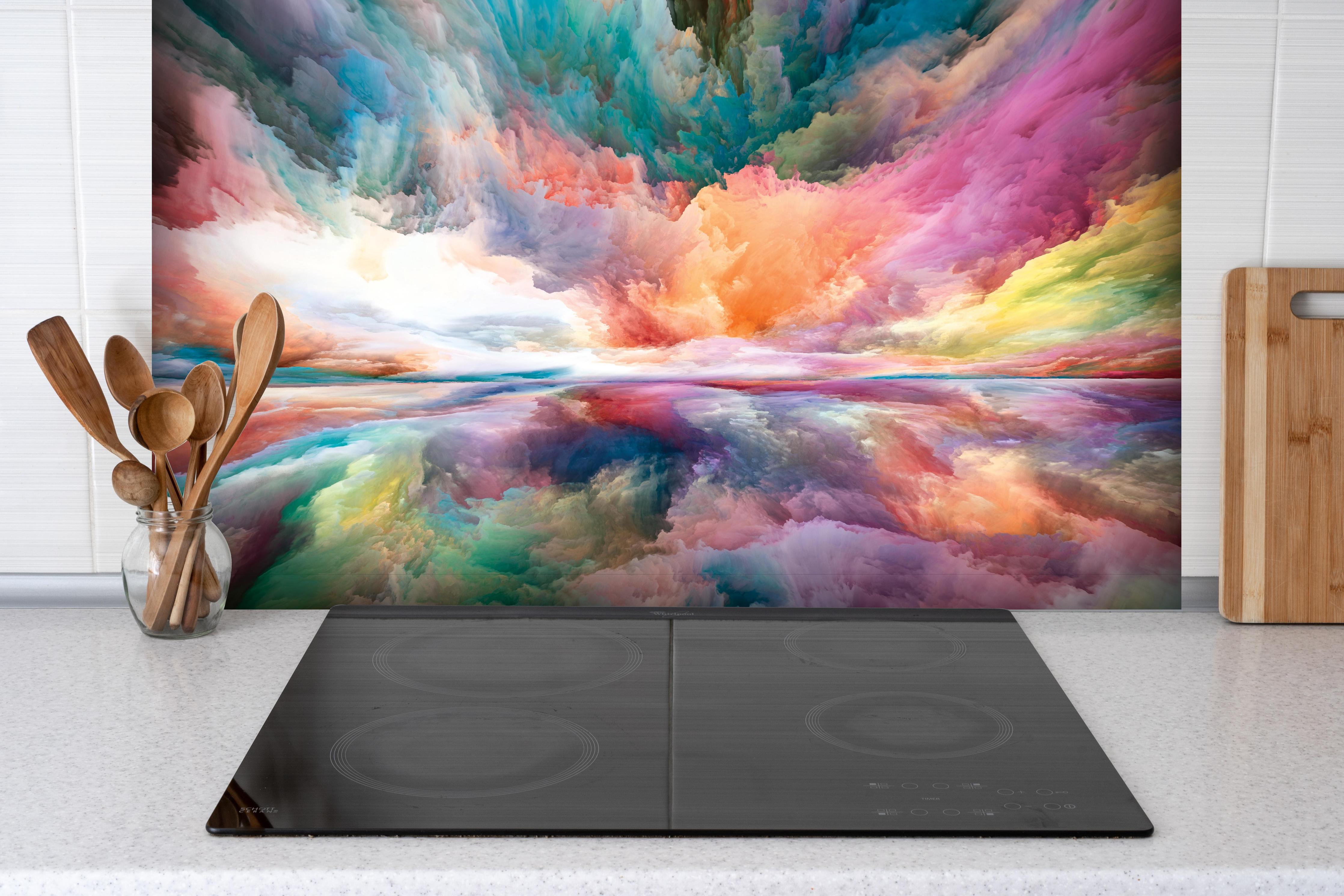 Spritzschutz - Farbenfrohe Abstrakte Himmelskunst hinter einem Cerankochfeld zwischen Holz-Kochutensilien