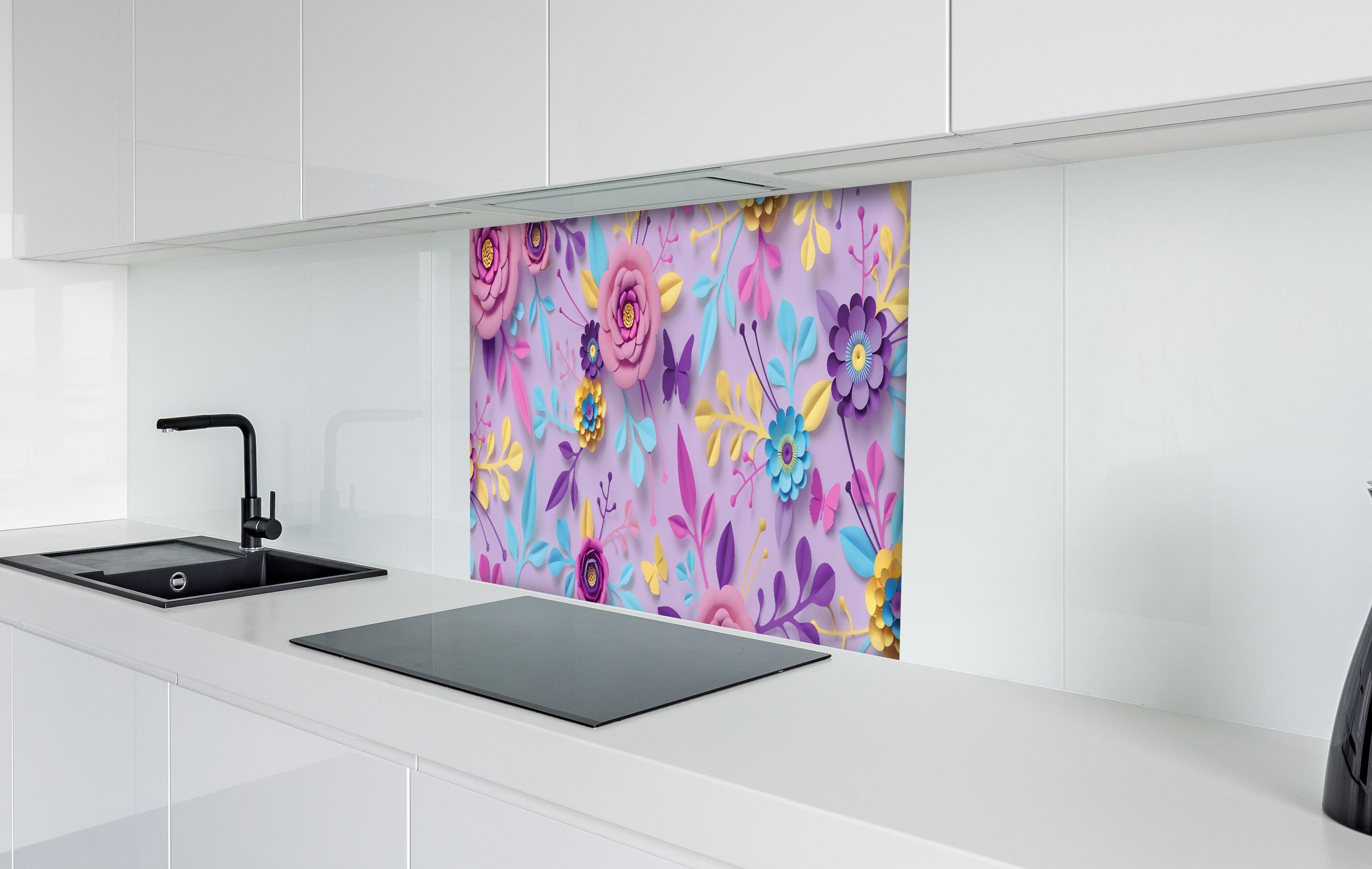 Spritzschutz - Farbenfrohes Blumenmuster Panorama-Wandbild hinter einem Cerankochfeld zwischen Holz-Kochutensilien