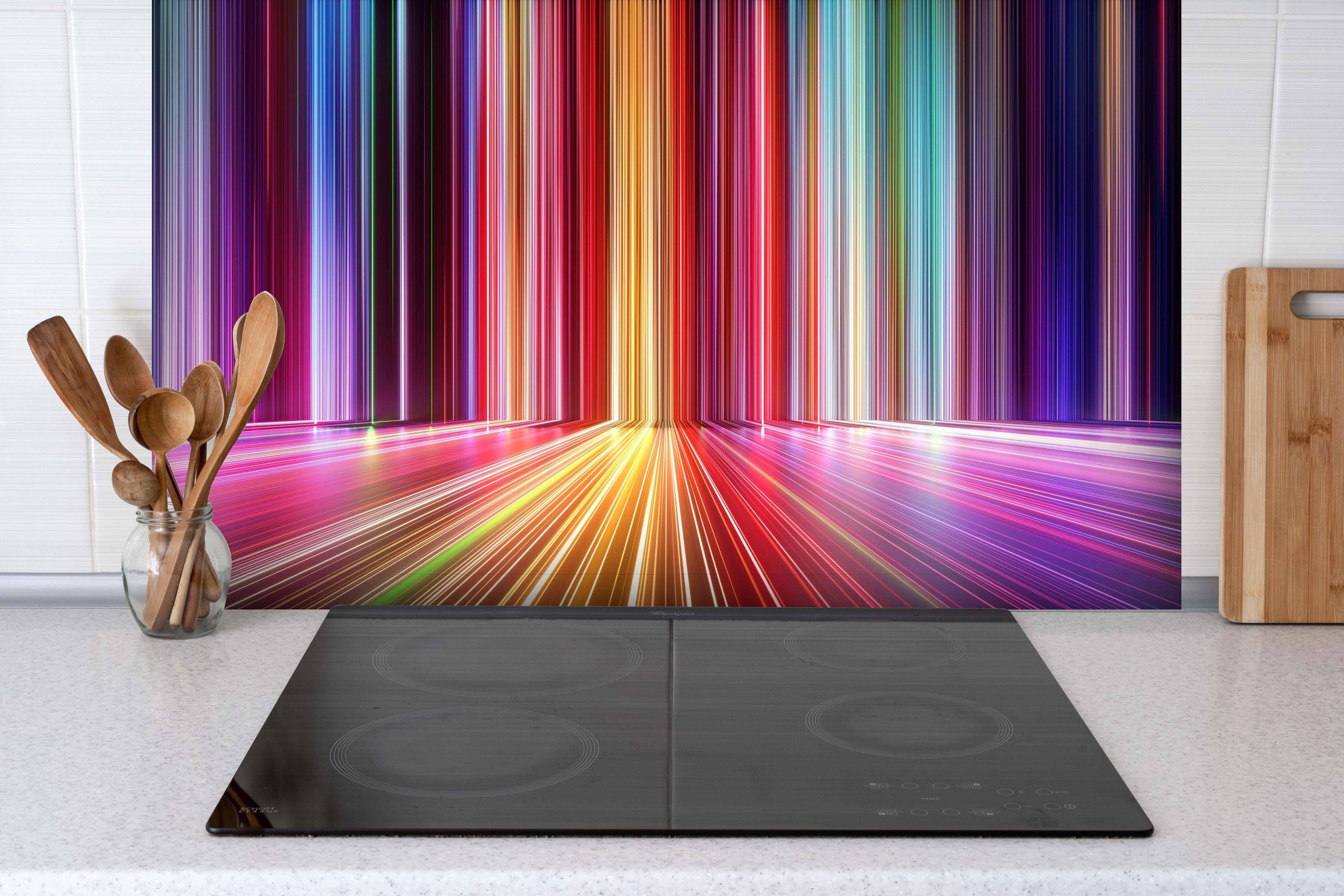 Spritzschutz - Futuristische Farben - 3D Render hinter einem Cerankochfeld zwischen Holz-Kochutensilien