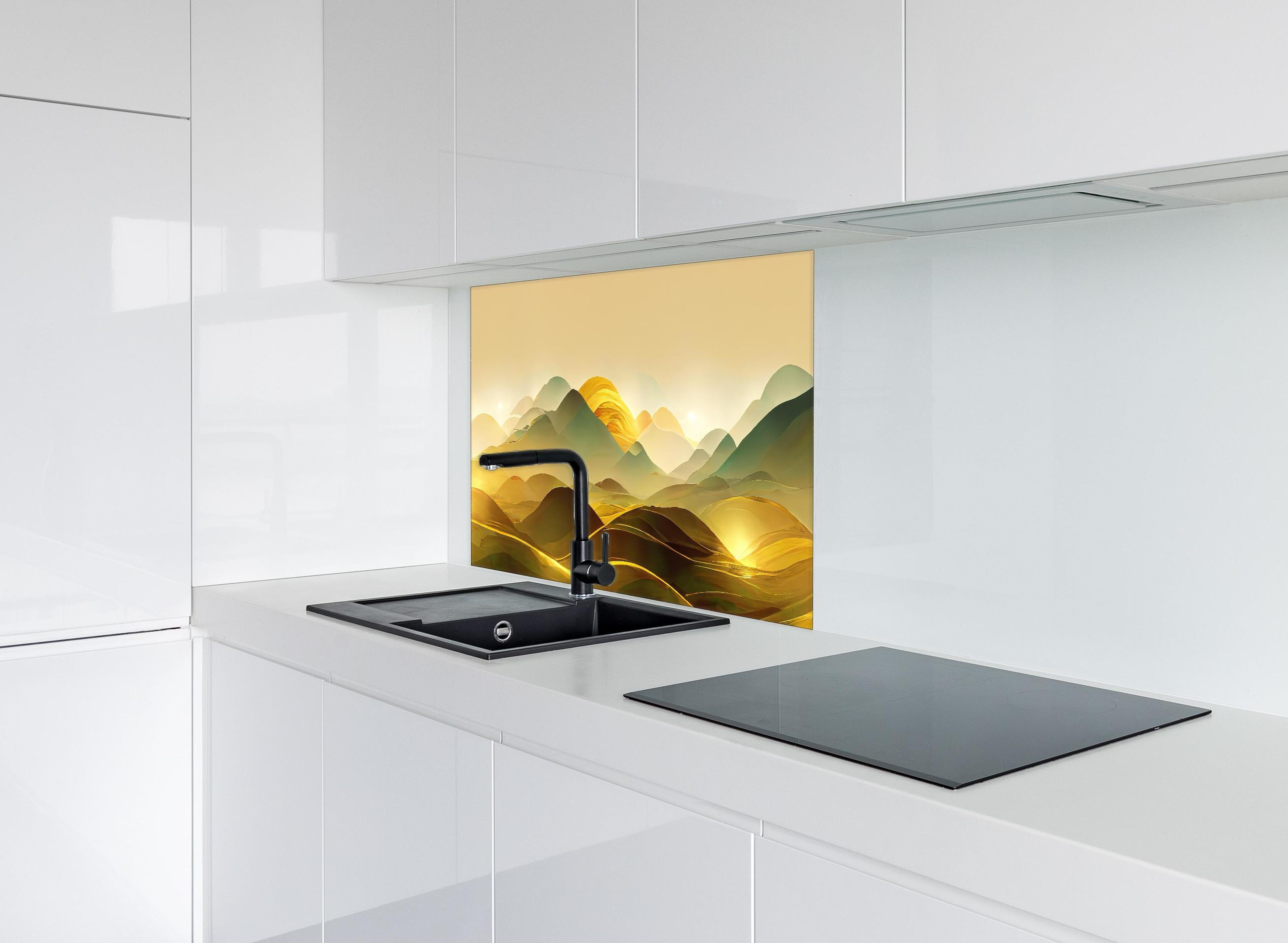 Spritzschutz - Goldene Wüste - Illustration hinter einem Cerankochfeld zwischen Holz-Kochutensilien