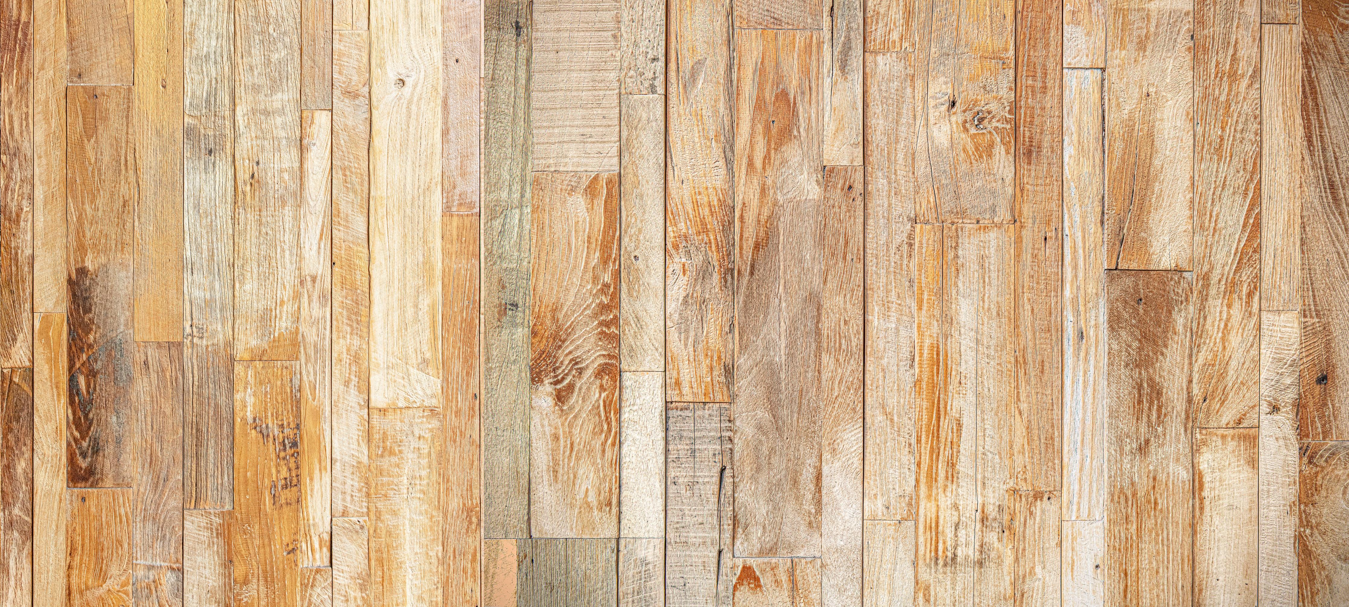 Spritzschutz-Heller Holzhintergrund