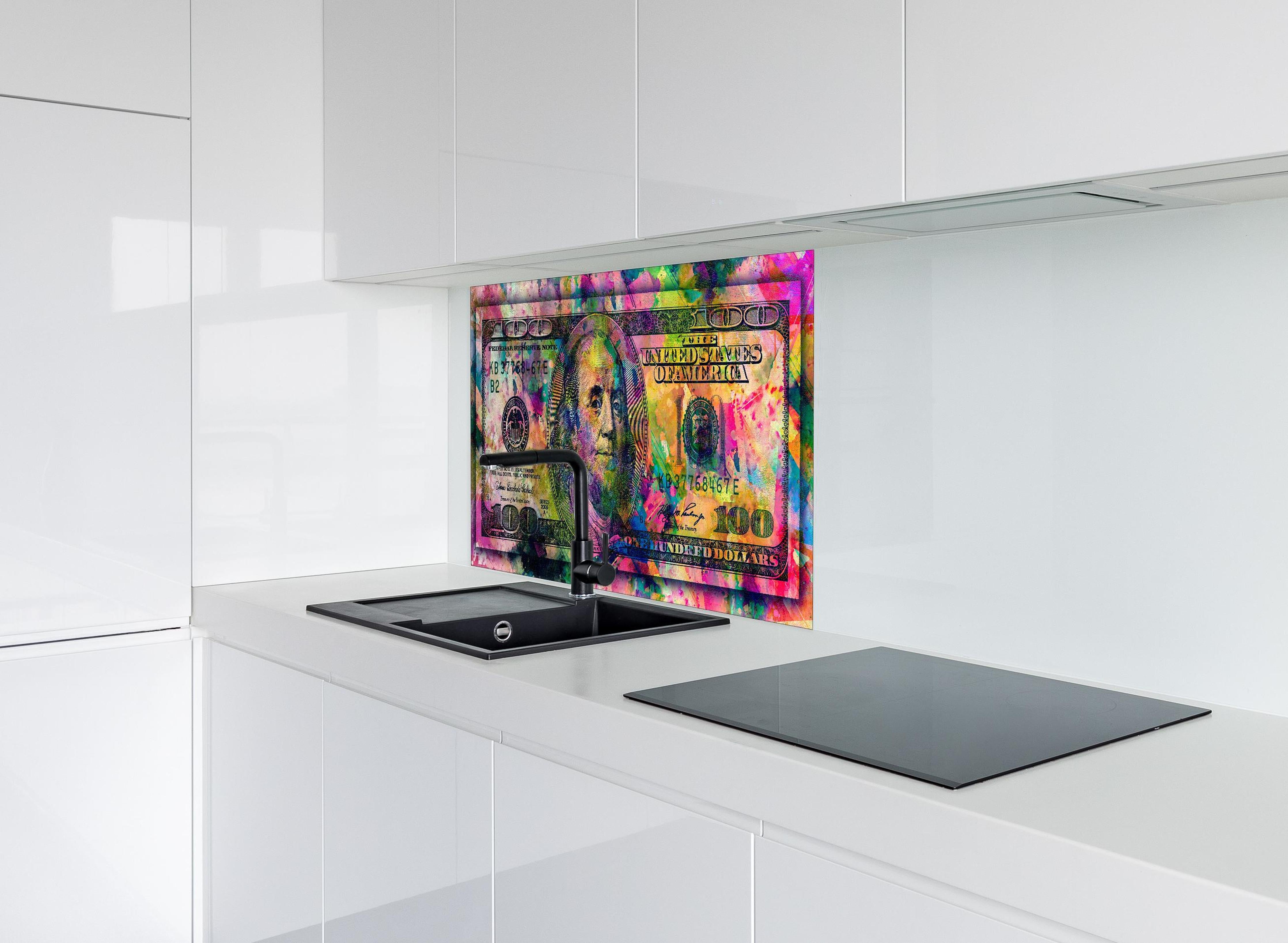 Spritzschutz - Leinwandbild Abstraktes Geld-Kunstwerk hinter einem Cerankochfeld zwischen Holz-Kochutensilien