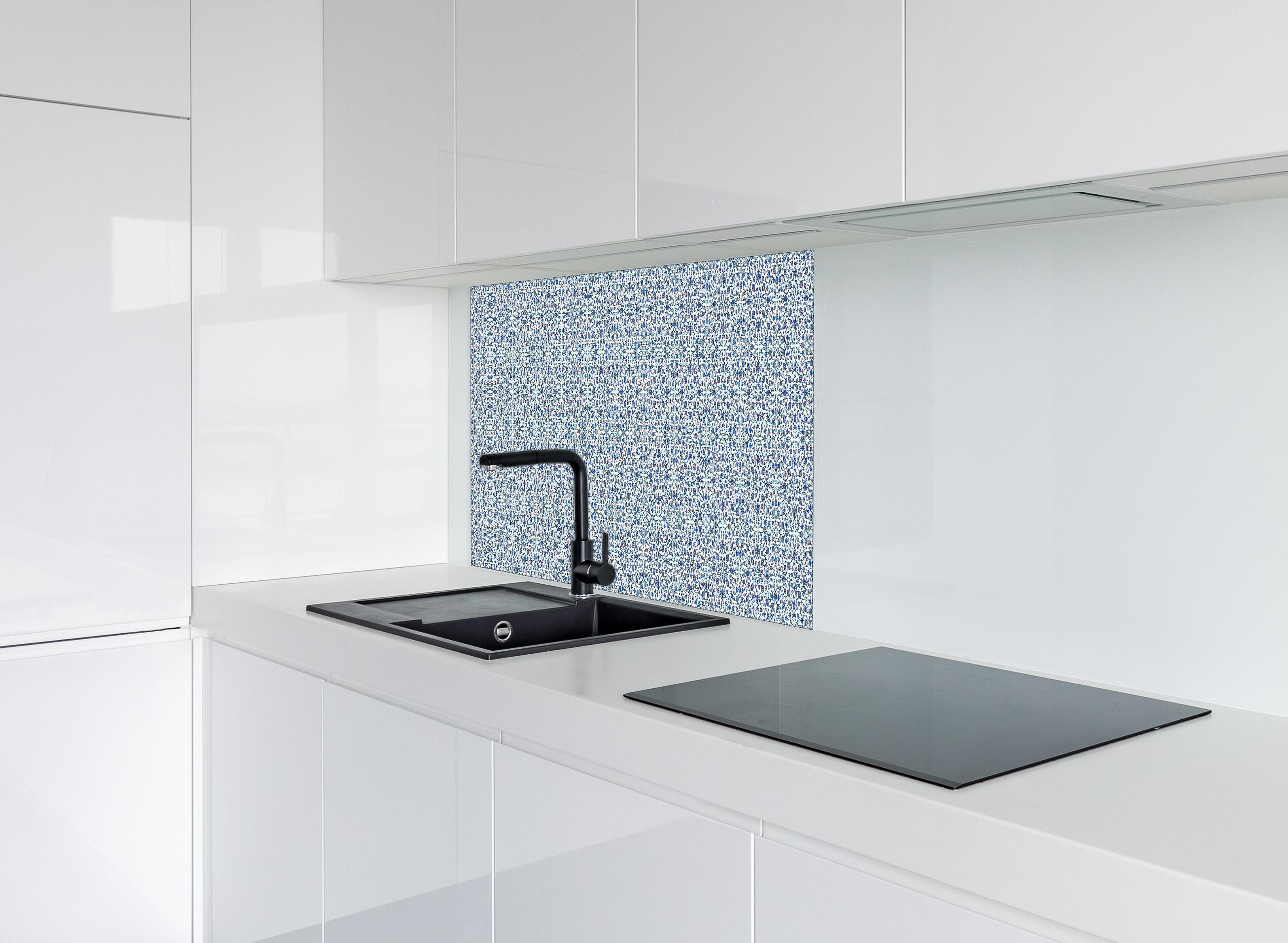 Spritzschutz - Moderne Blau-Graue Textur Kunstwerk hinter einem Cerankochfeld zwischen Holz-Kochutensilien