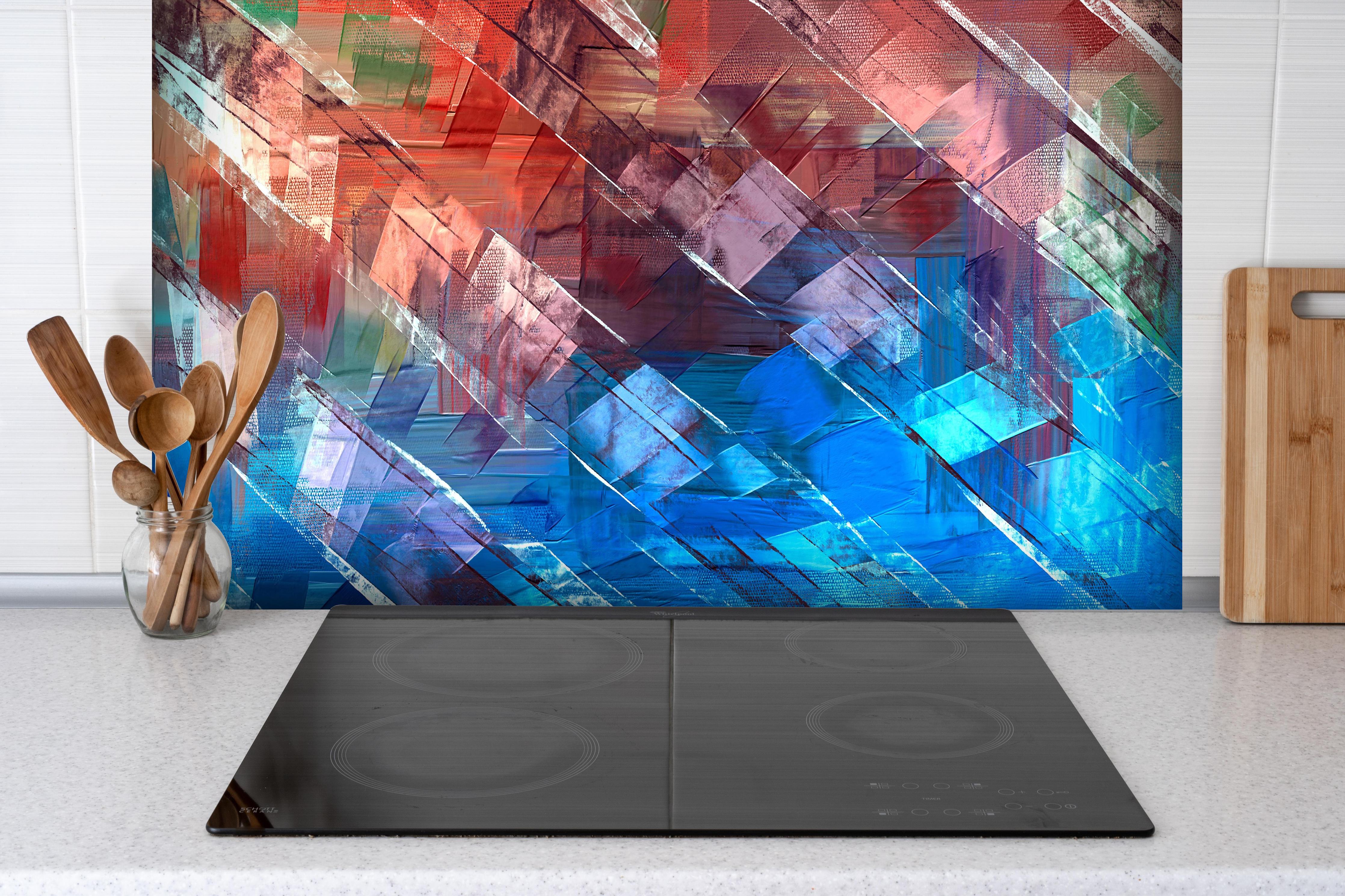 Spritzschutz - Ölmalerei Kunstwerk mit Textur in Burgunder Blau Braun hinter einem Cerankochfeld zwischen Holz-Kochutensilien