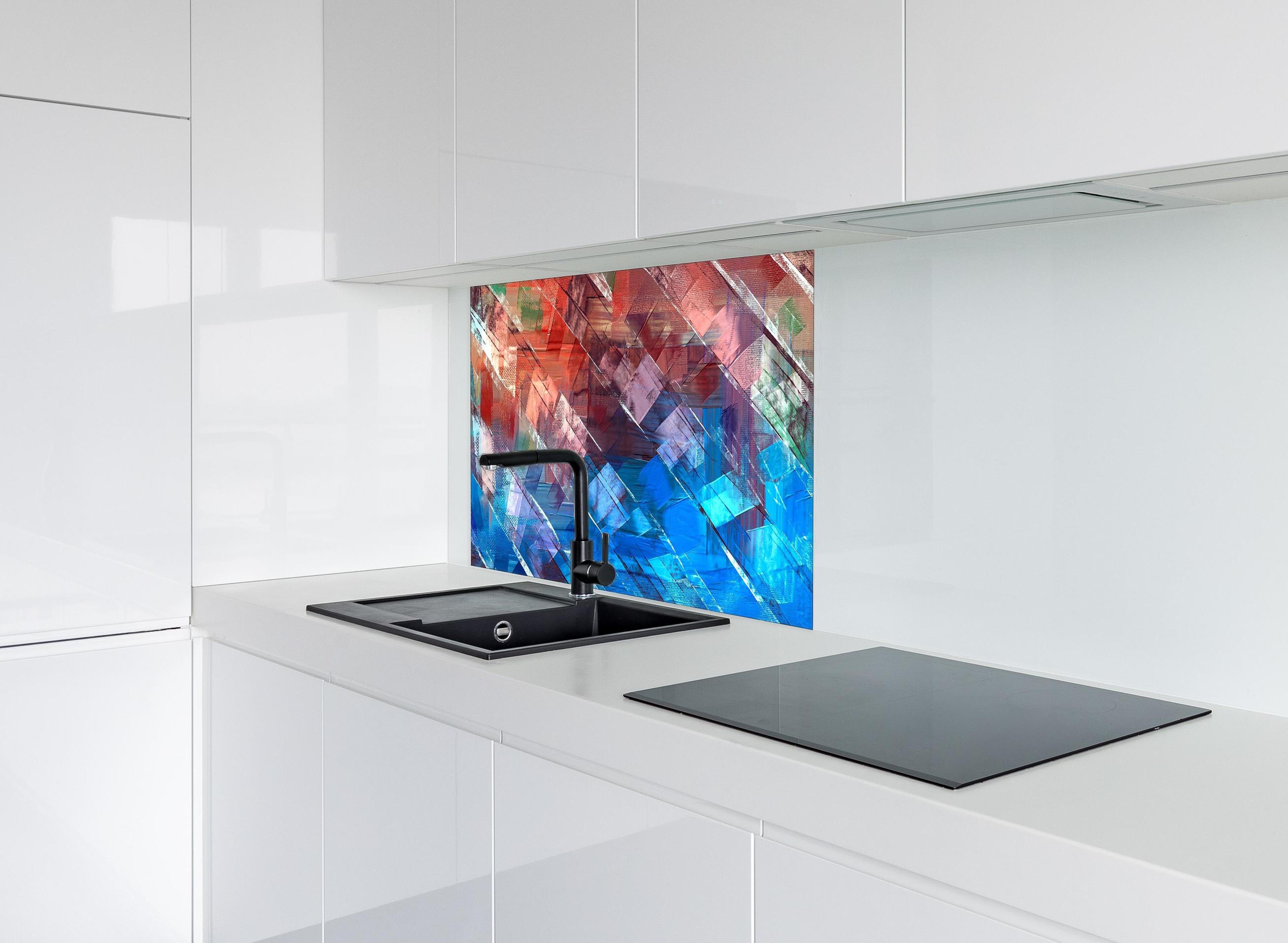 Spritzschutz - Ölmalerei Kunstwerk mit Textur in Burgunder Blau Braun hinter einem Cerankochfeld zwischen Holz-Kochutensilien