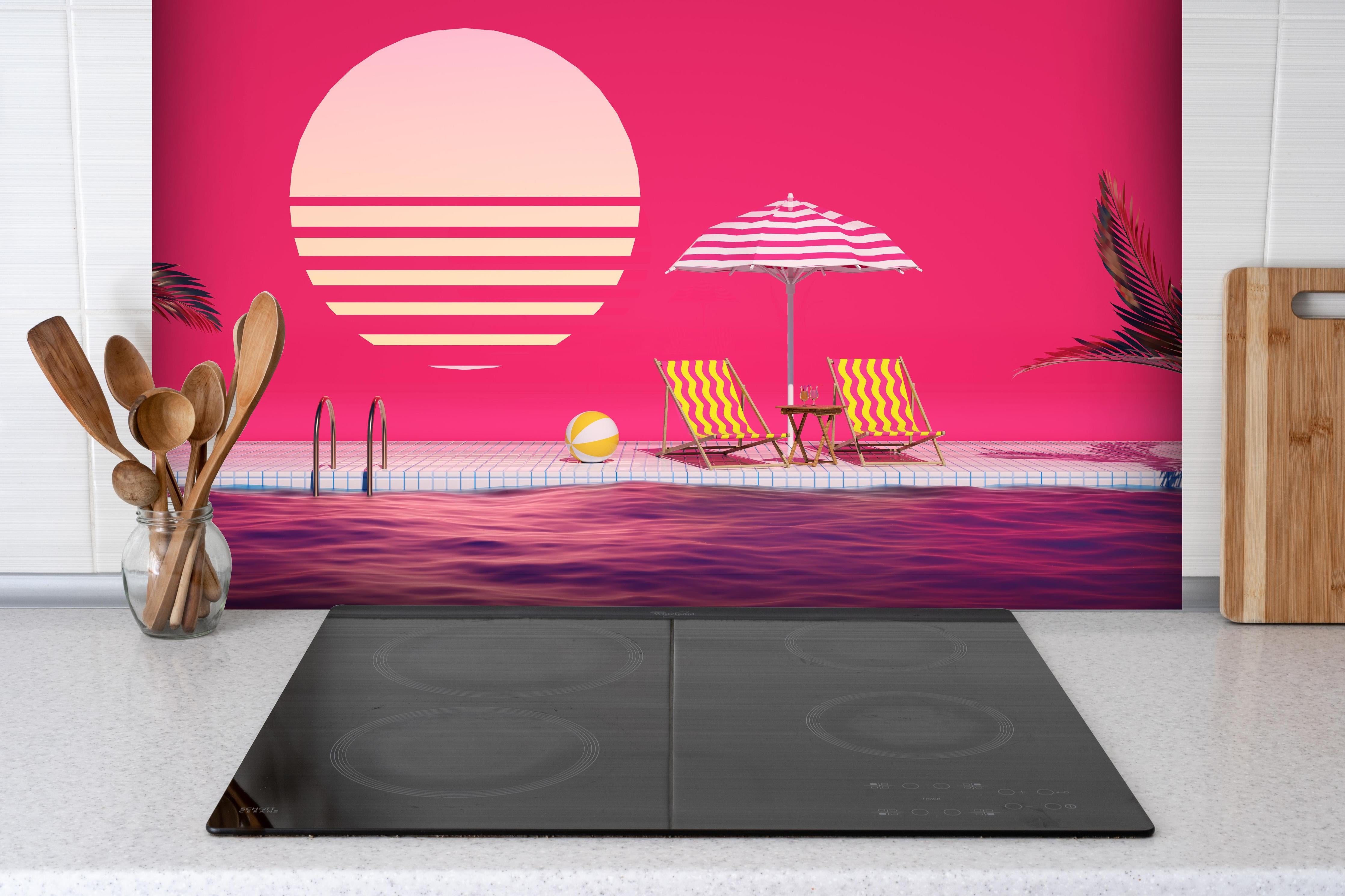 Spritzschutz - Poolparty mit Tropendeko Rosa hinter einem Cerankochfeld zwischen Holz-Kochutensilien