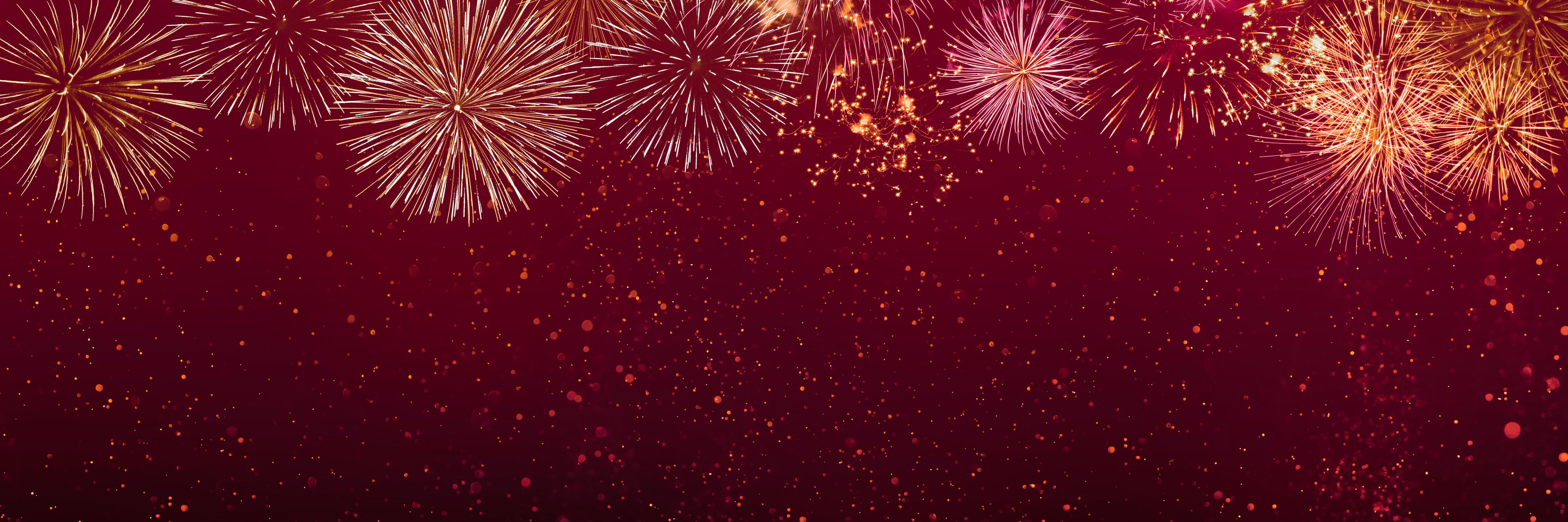 Spritzschutz-Prächtiges Feuerwerk Hintergrund Rot