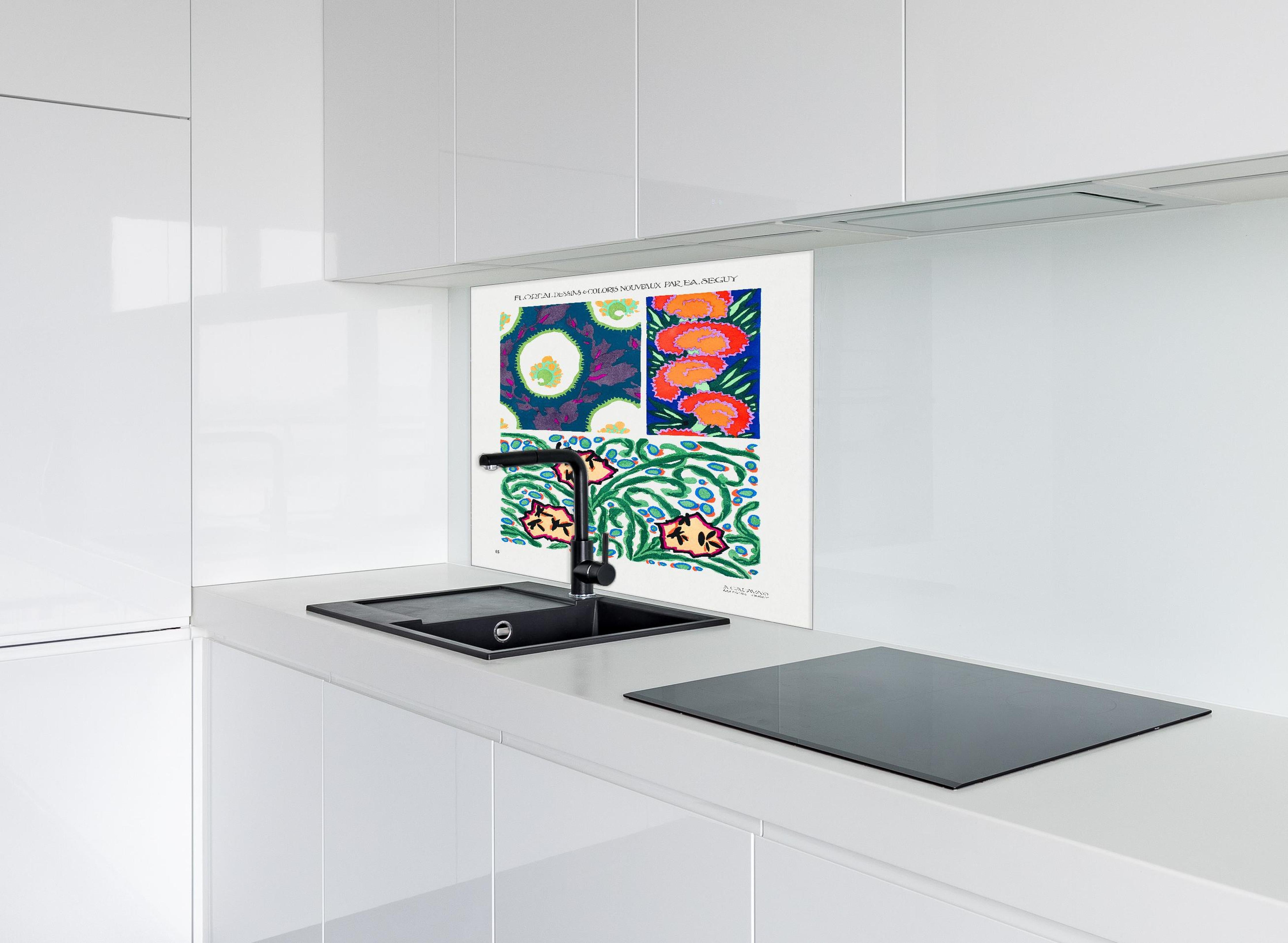 Spritzschutz - Retro Botanical Art Illustration Poster hinter einem Cerankochfeld zwischen Holz-Kochutensilien