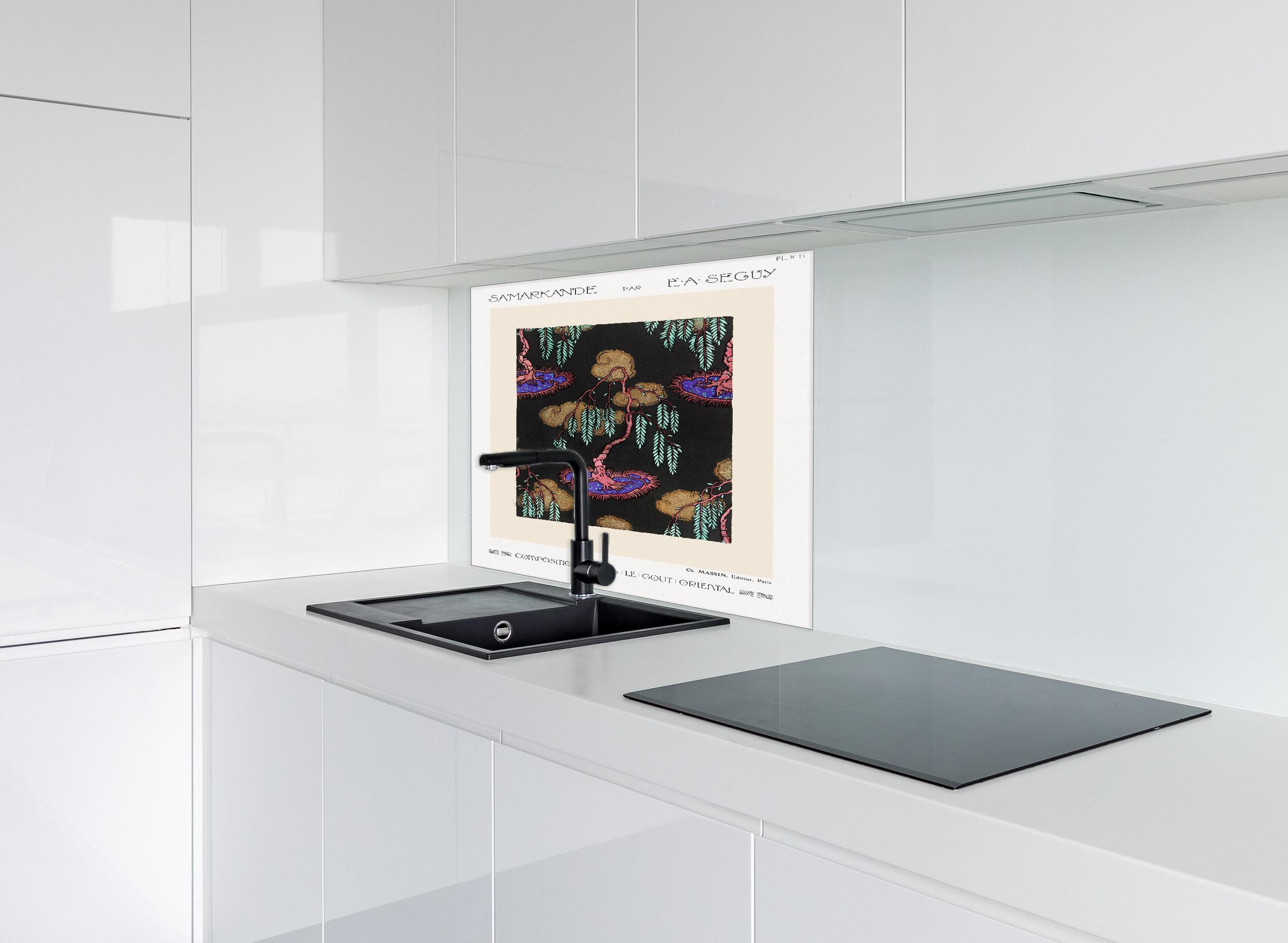 Spritzschutz - Retro Flora Zeichnung Meisterkünstler hinter einem Cerankochfeld zwischen Holz-Kochutensilien