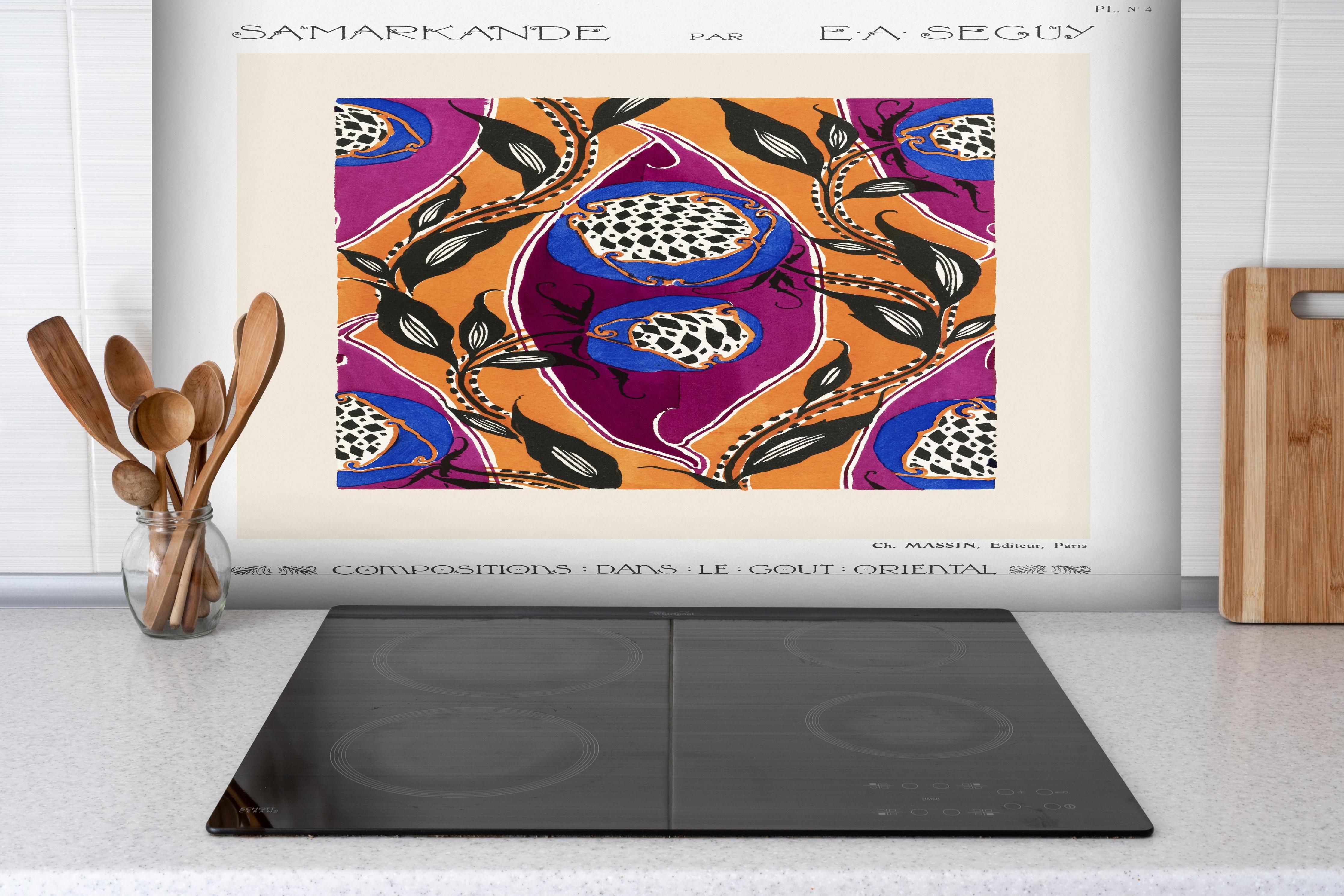 Spritzschutz - Samarkande - abstrakte Pflanzen hinter einem Cerankochfeld zwischen Holz-Kochutensilien