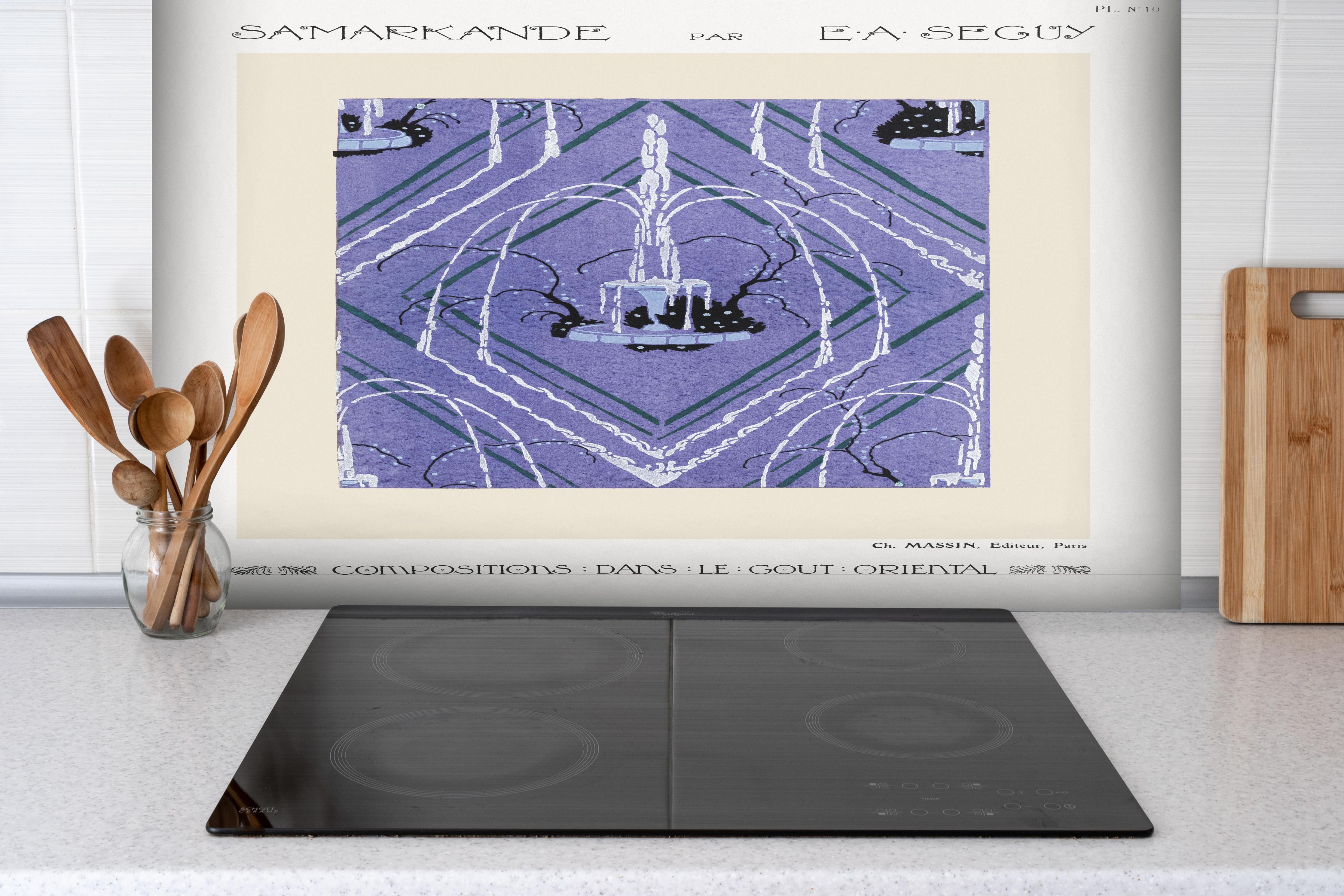 Spritzschutz - Samarkande 10 hinter einem Cerankochfeld zwischen Holz-Kochutensilien