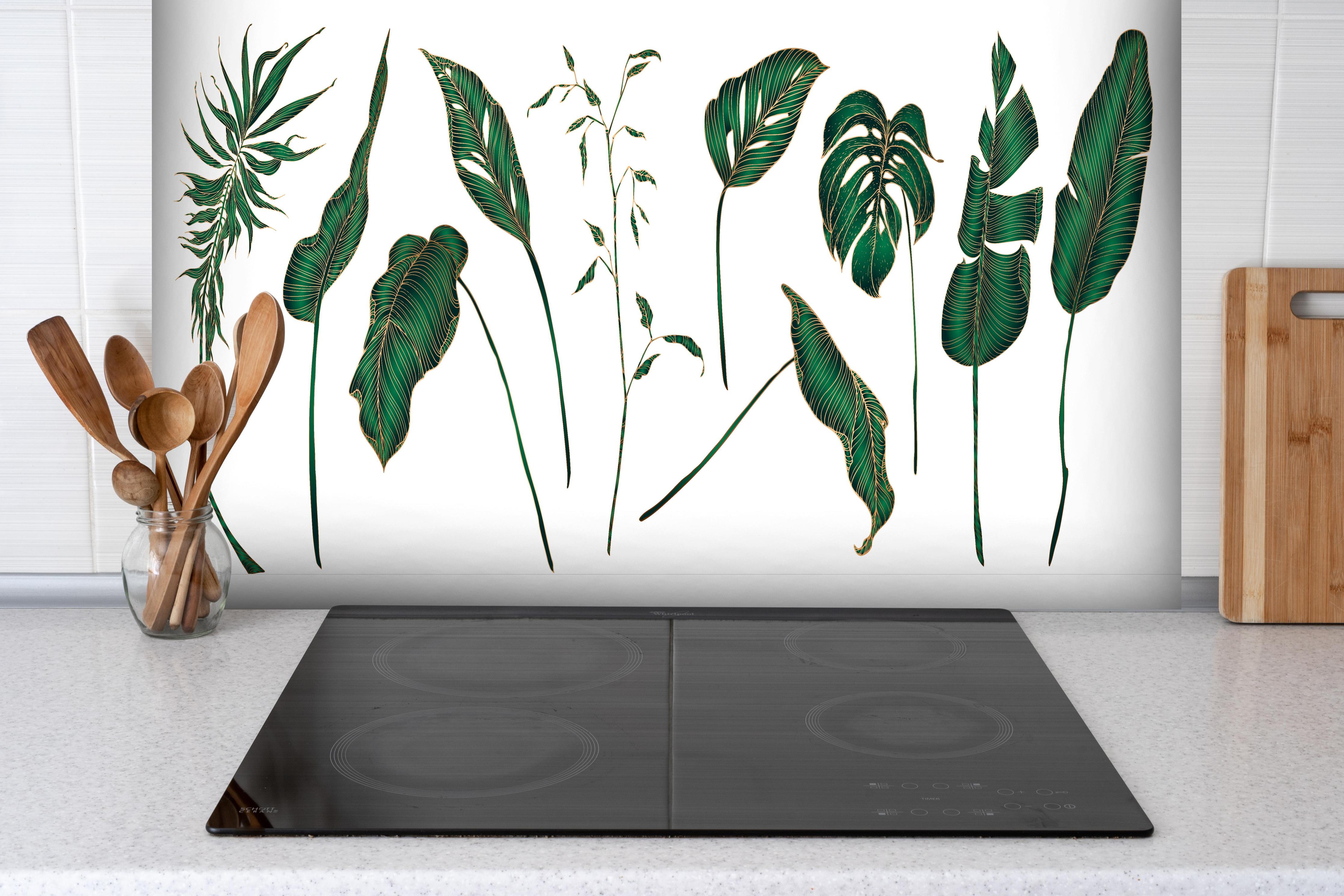 Spritzschutz - Set von tropischen Pflanzen Illustrationen hinter einem Cerankochfeld zwischen Holz-Kochutensilien