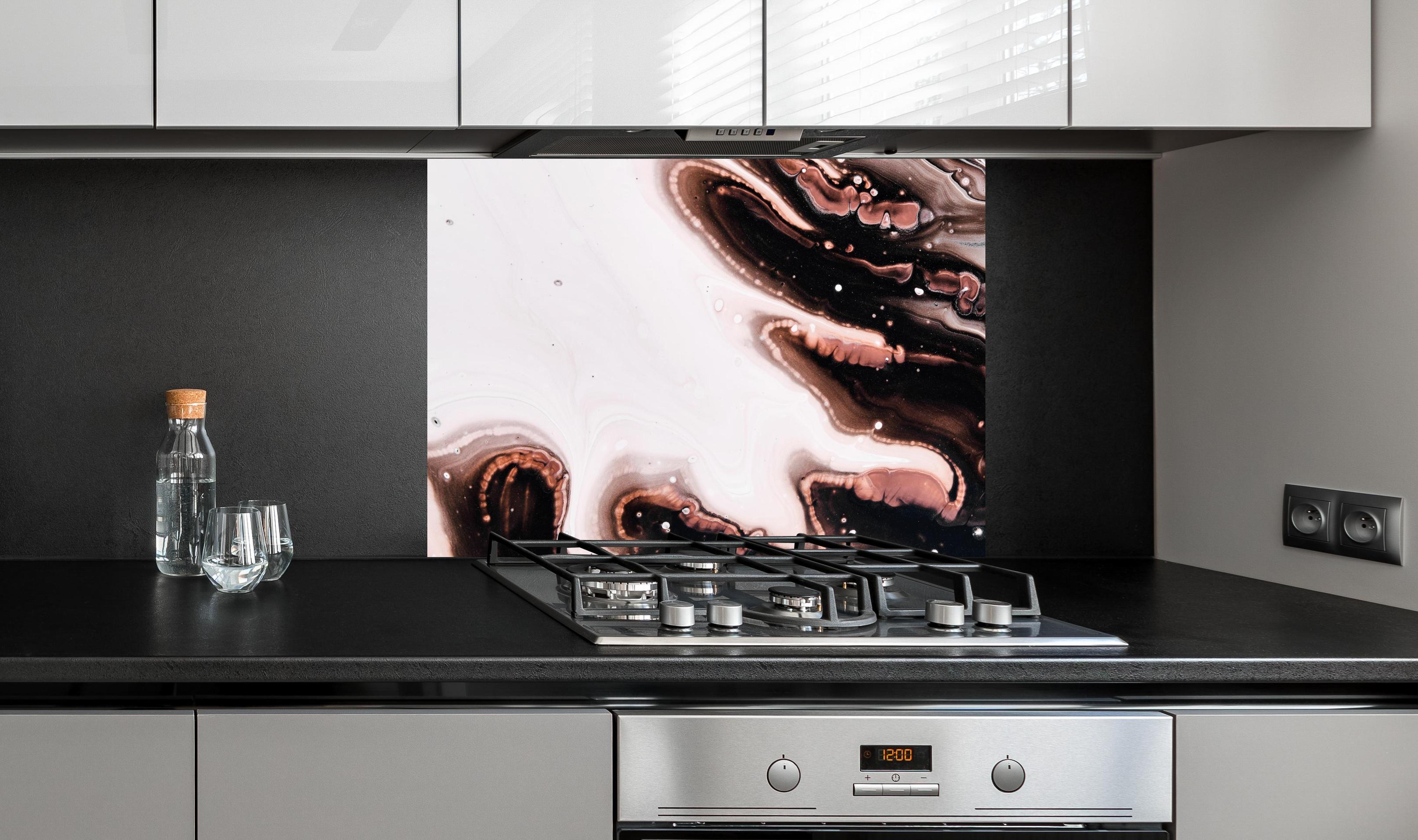 Spritzschutz - Acryl Flüssigkunst - Dunkle Farben an edler Anthrazit-Wand hinter silbernem Gasherd