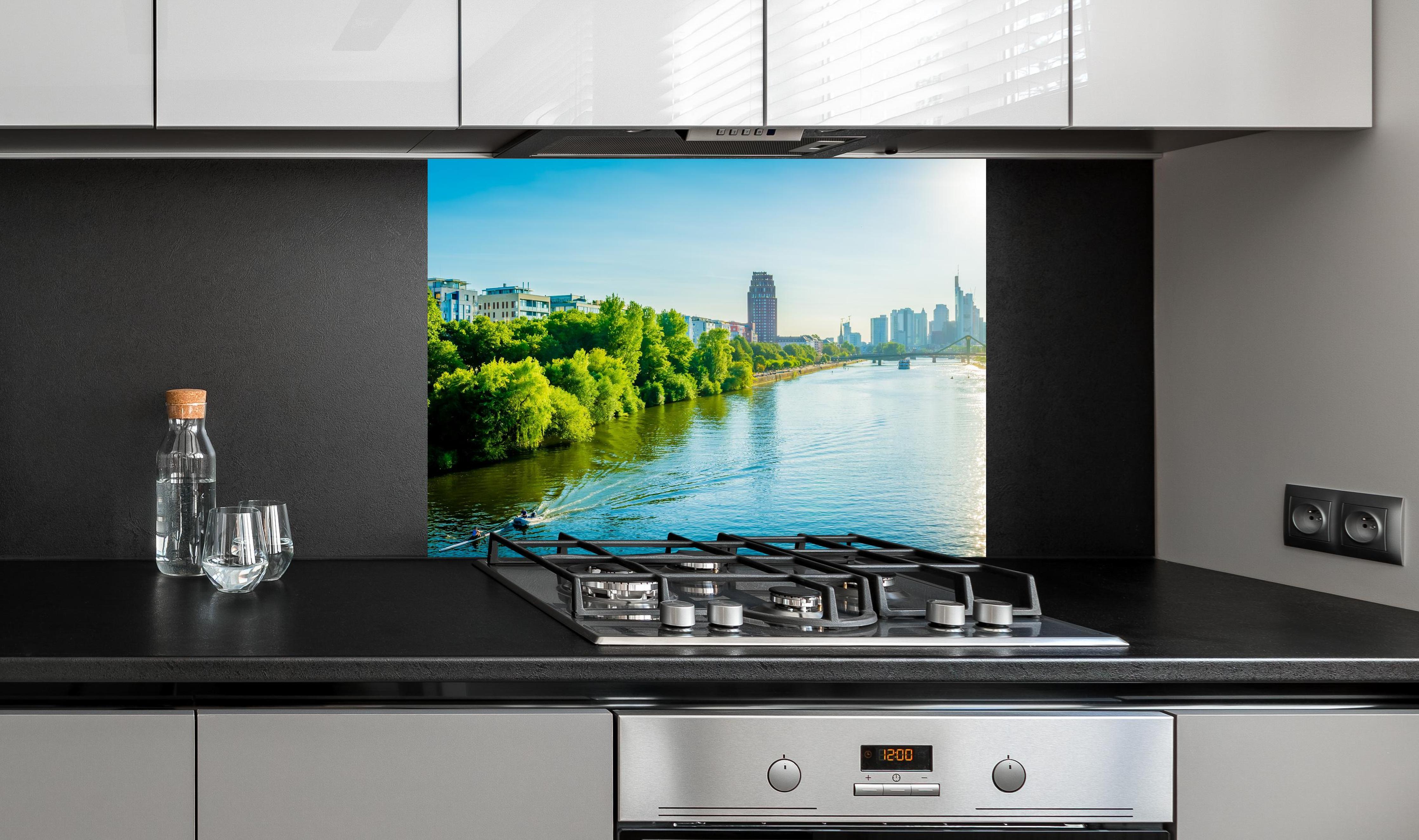 Spritzschutz - Frankfurt EZB bei Tag an edler Anthrazit-Wand hinter silbernem Gasherd