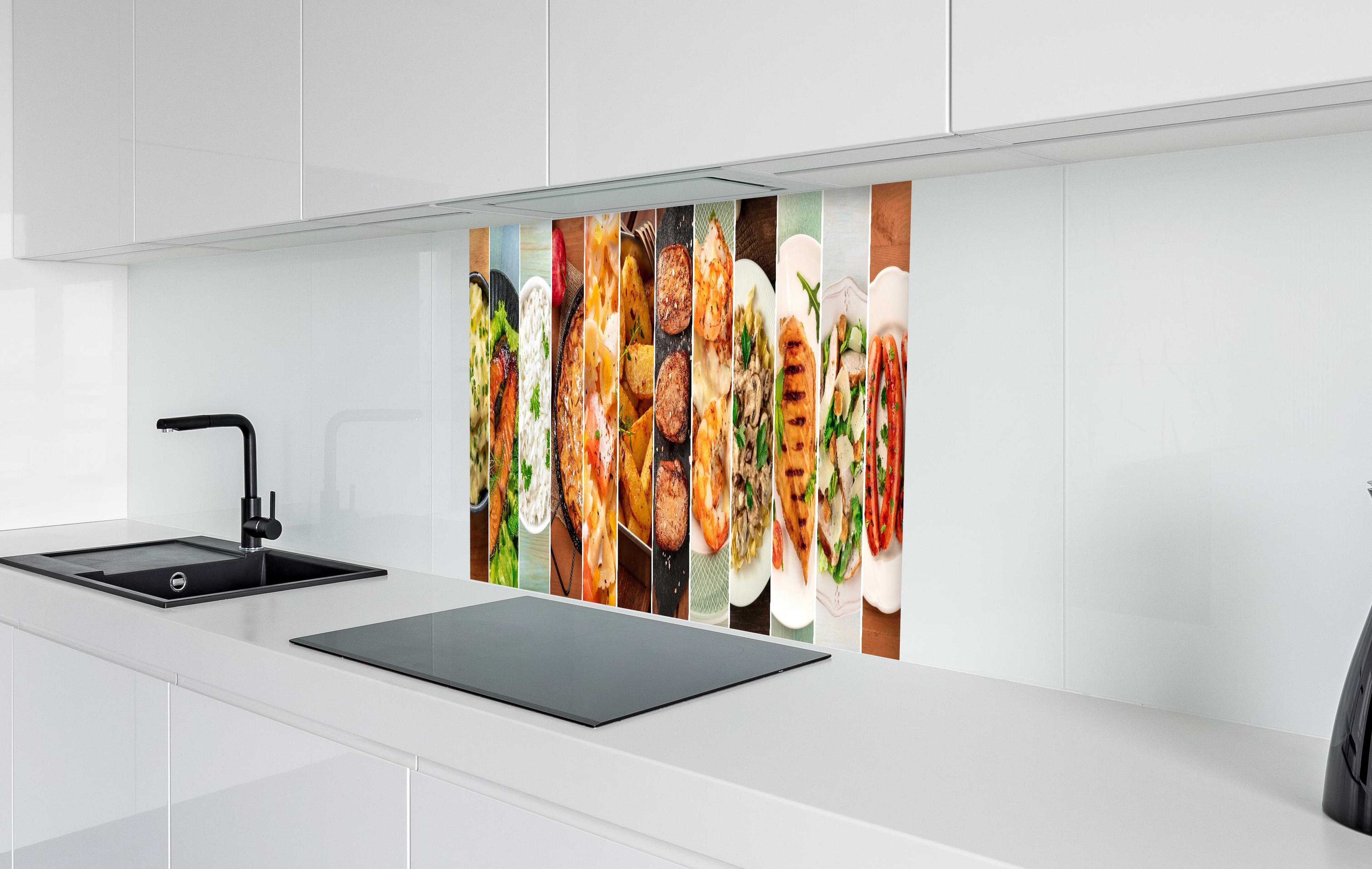 Spritzschutz - Leckere Gerichte in weißer Hochglanz-Küche hinter einem Cerankochfeld