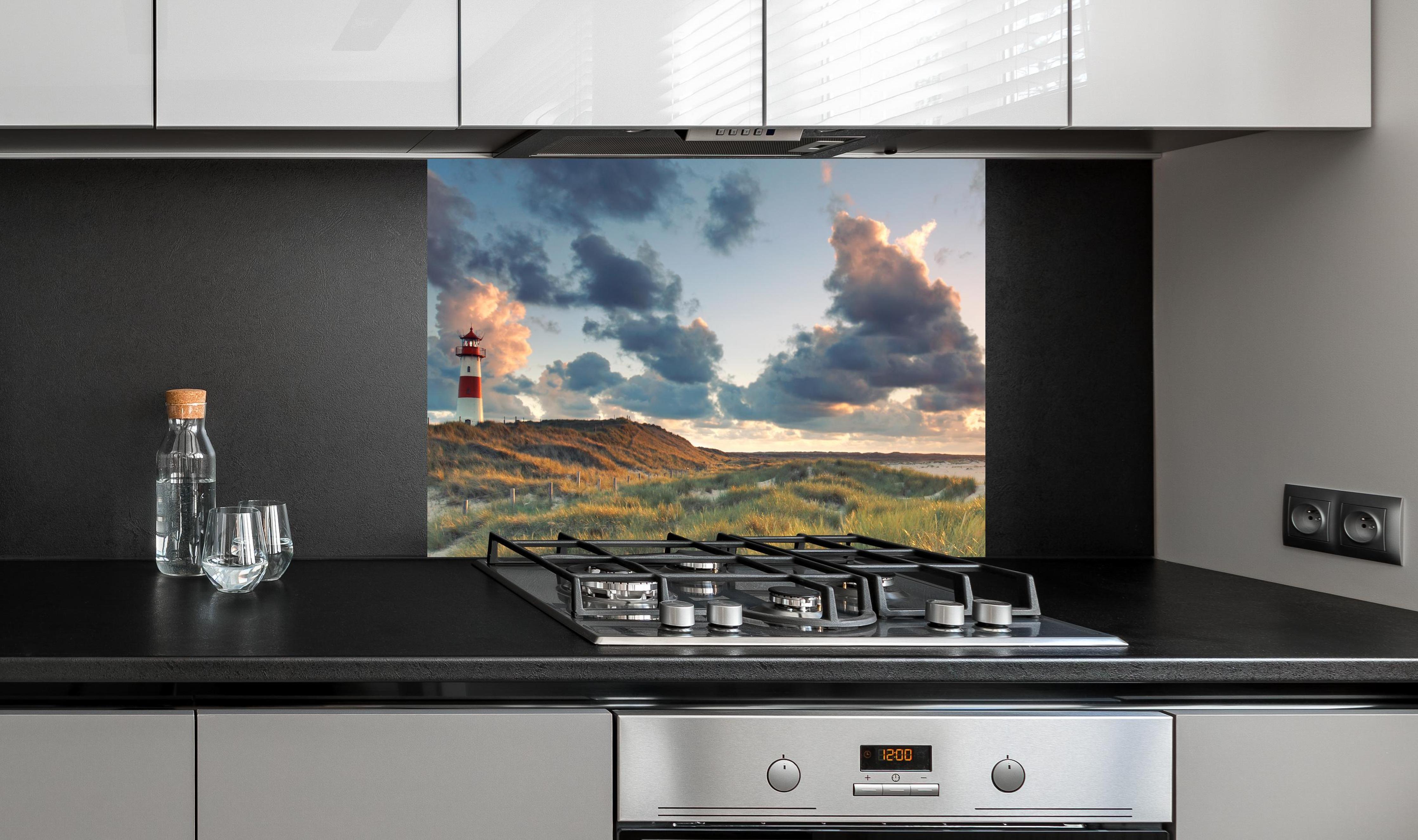 Spritzschutz - Sonnenuntergang Panorama - Sylt an edler Anthrazit-Wand hinter silbernem Gasherd