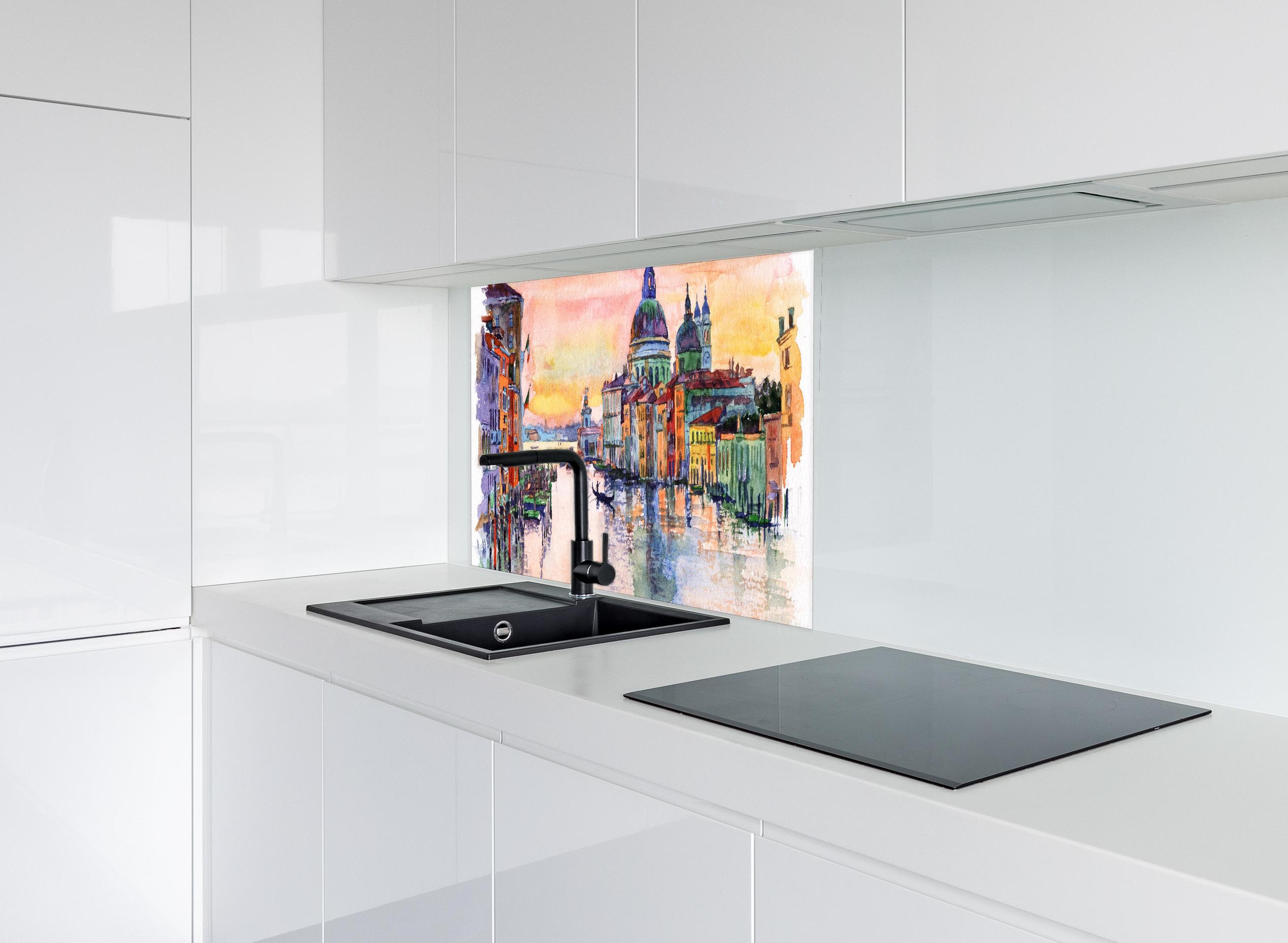 Spritzschutz - Venedig Aquarell hinter modernem schwarz-matten Spülbecken in weißer Hochglanz-Küche