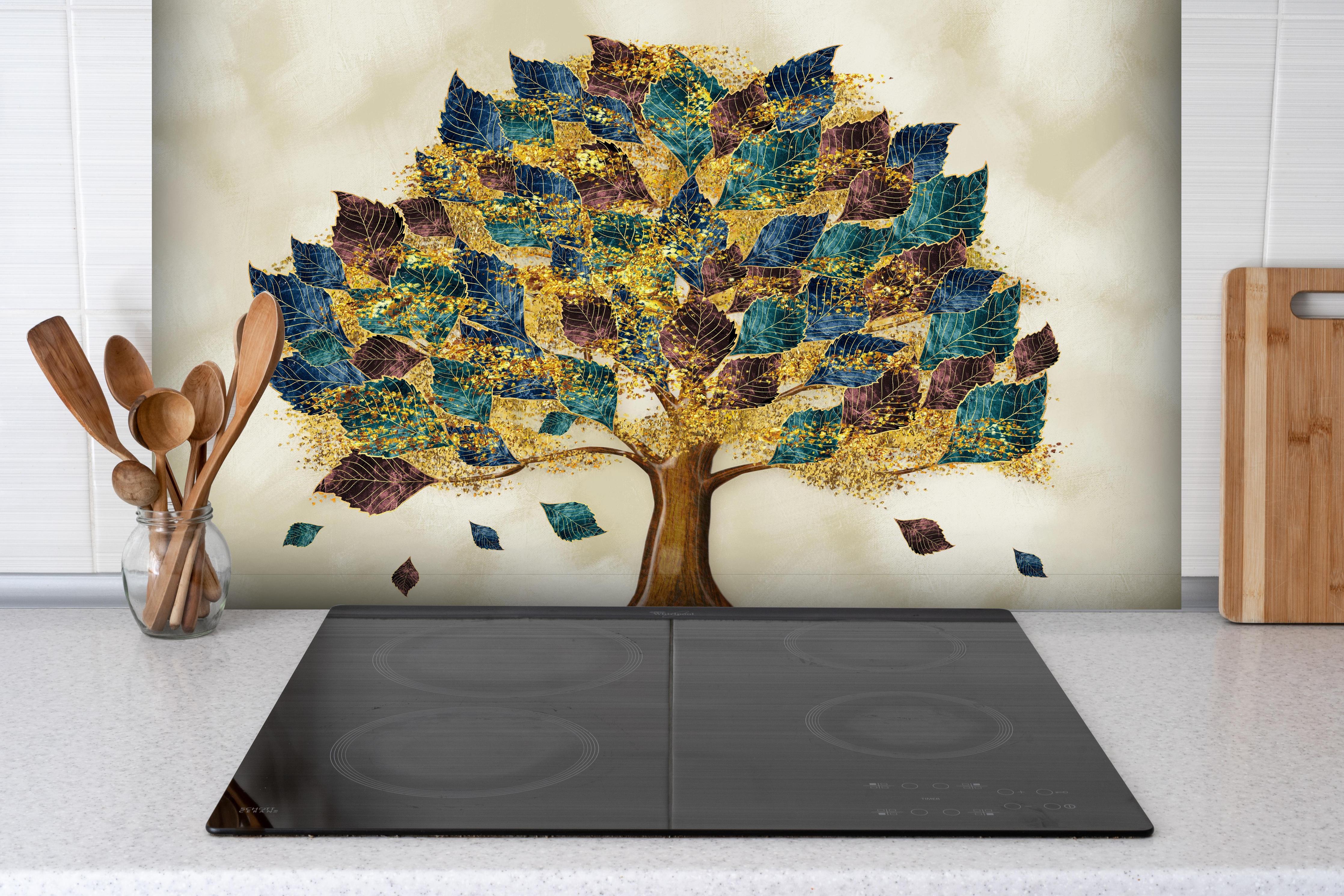 Spritzschutz - Wandmalerei - Bunter Baum hinter einem Cerankochfeld zwischen Holz-Kochutensilien