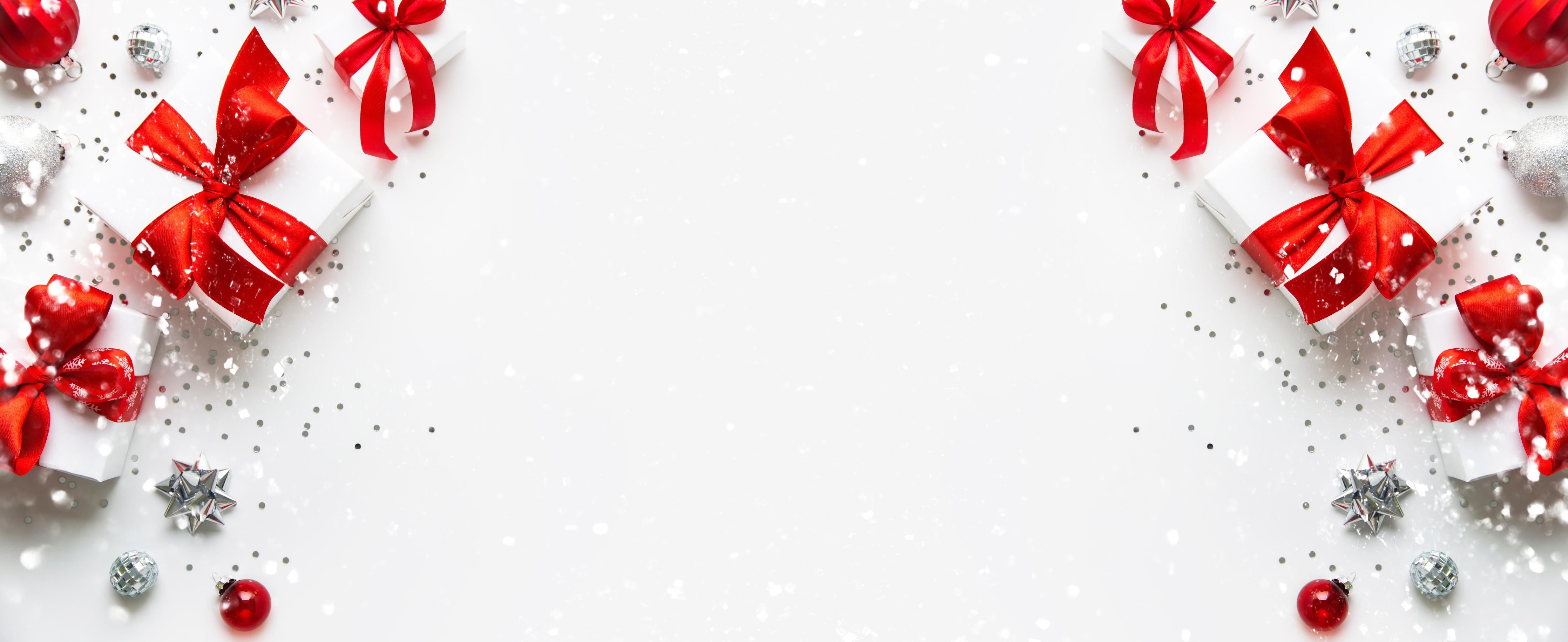 Spritzschutz-Weihnachtliche Geschenke mit Roter Schleife