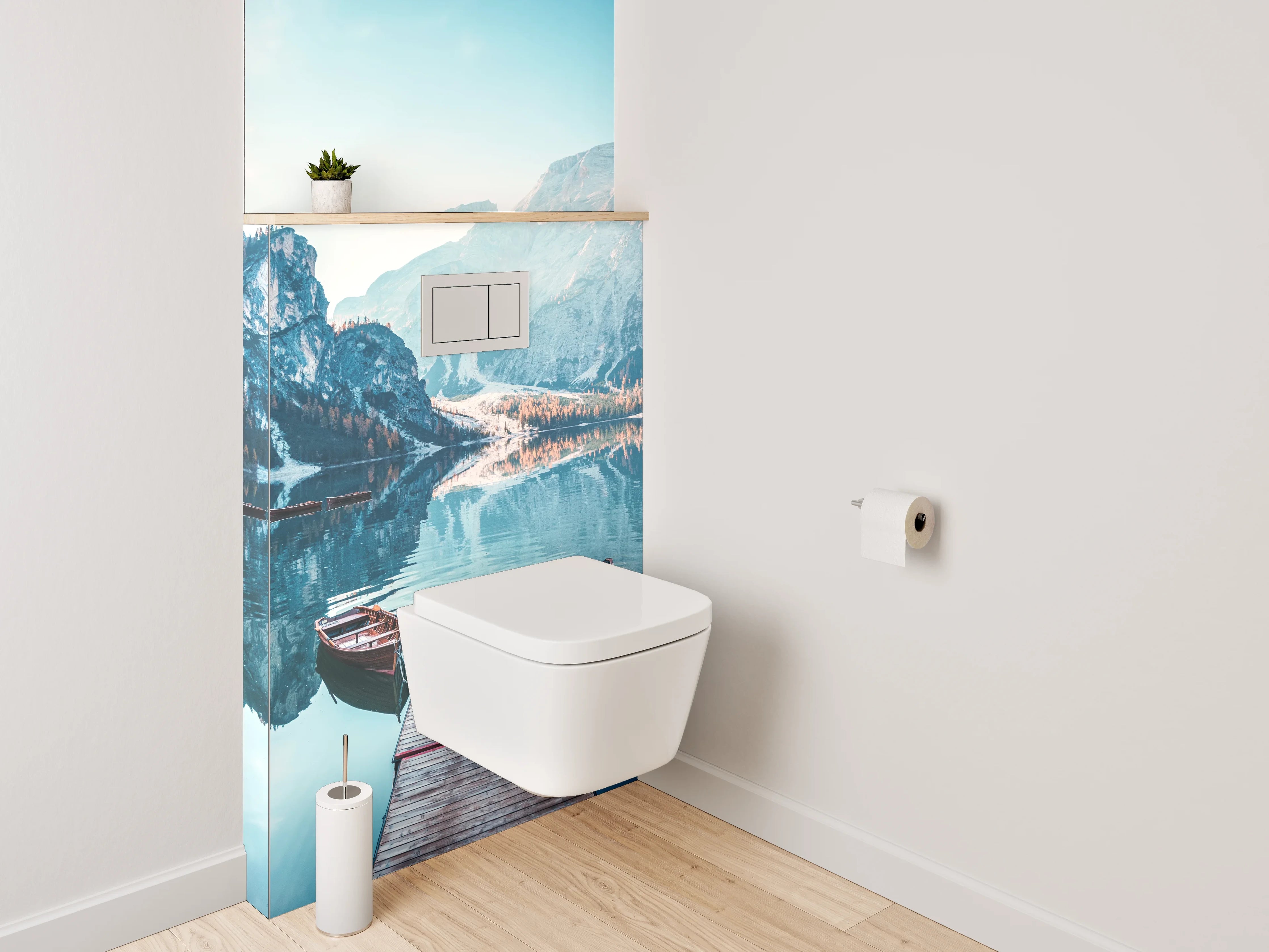 WC-Rückwand - Bergsee Panorama mit Holzsteg