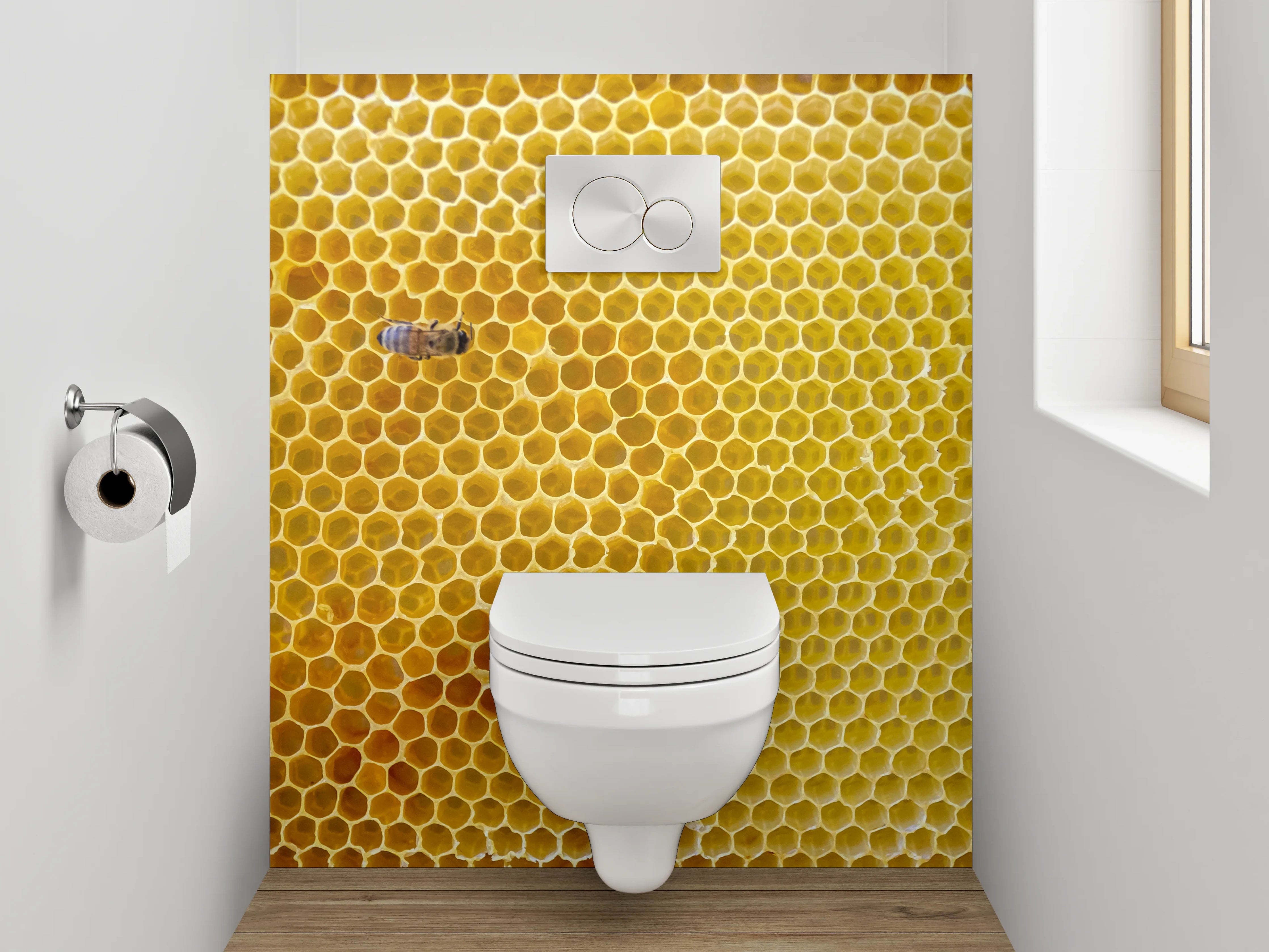 WC-Rückwand - Bienenwabe und Biene Makrofoto